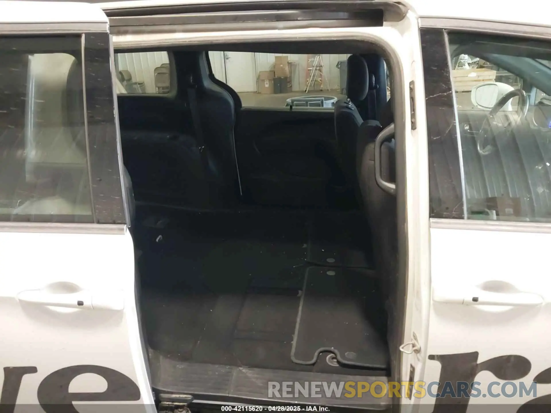 8 Фотография поврежденного автомобиля 2C4RC1FG2NR162279 CHRYSLER PACIFICA 2022