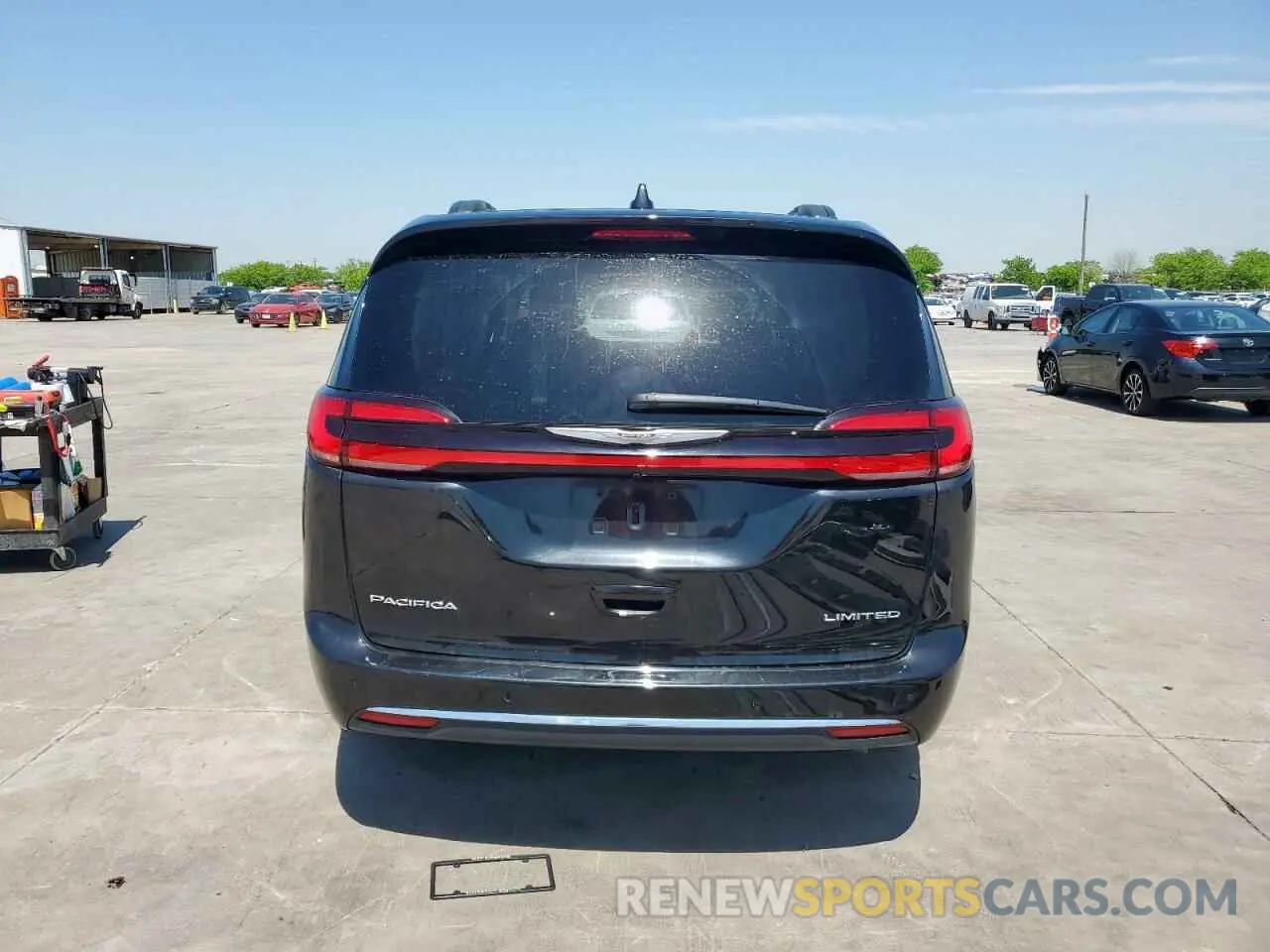 6 Photograph of a damaged car 2C4RC1GG3NR234282 CHRYSLER PACIFICA 2022