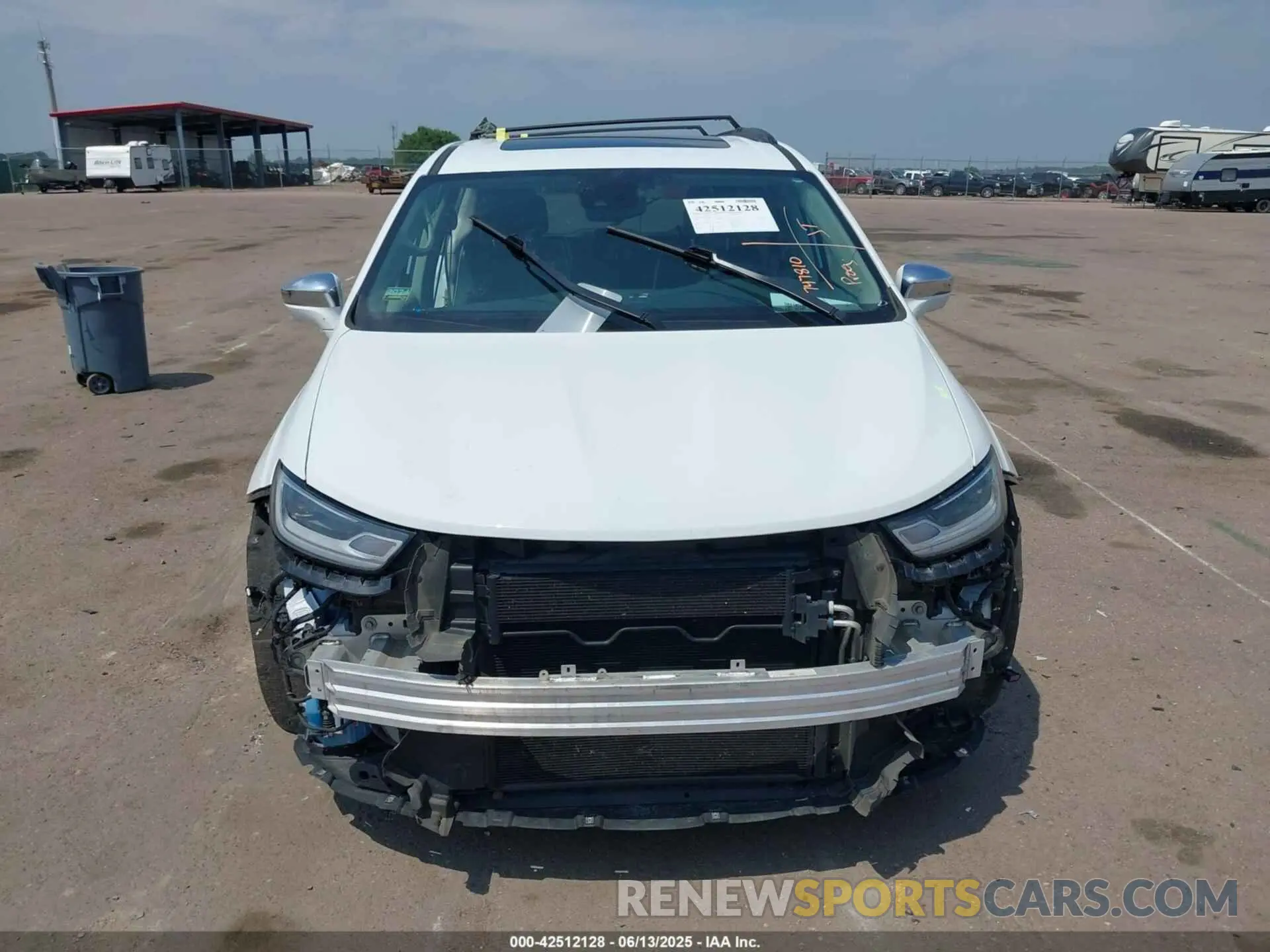 13 Photograph of a damaged car 2C4RC1GG5NR112152 CHRYSLER PACIFICA 2022