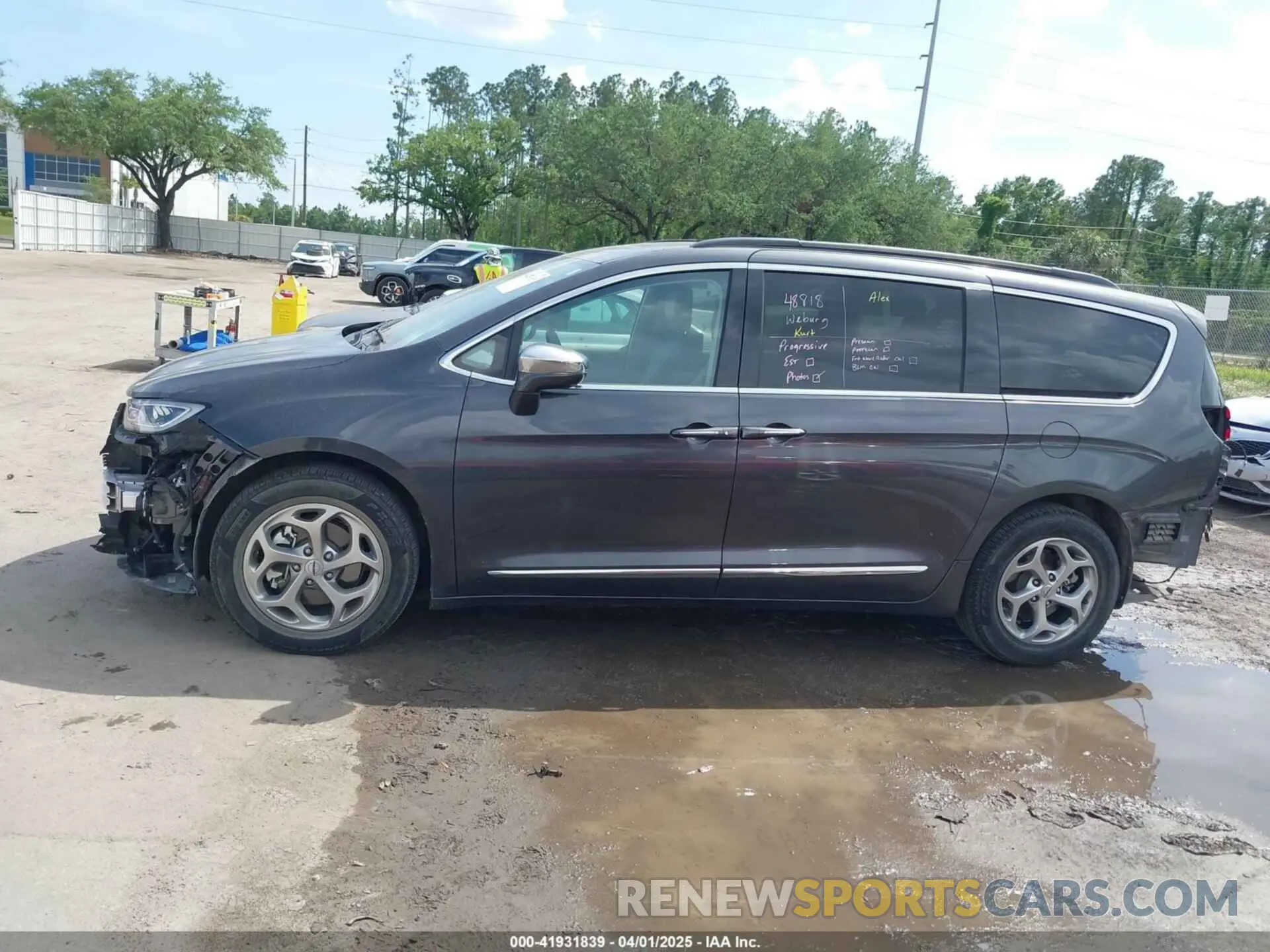 14 Фотография поврежденного автомобиля 2C4RC1GG6NR201079 CHRYSLER PACIFICA 2022