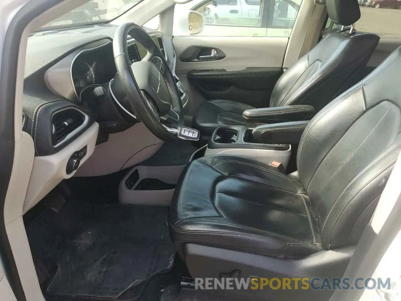 7 Photograph of a damaged car 2C4RC1L75NR121343 CHRYSLER PACIFICA 2022