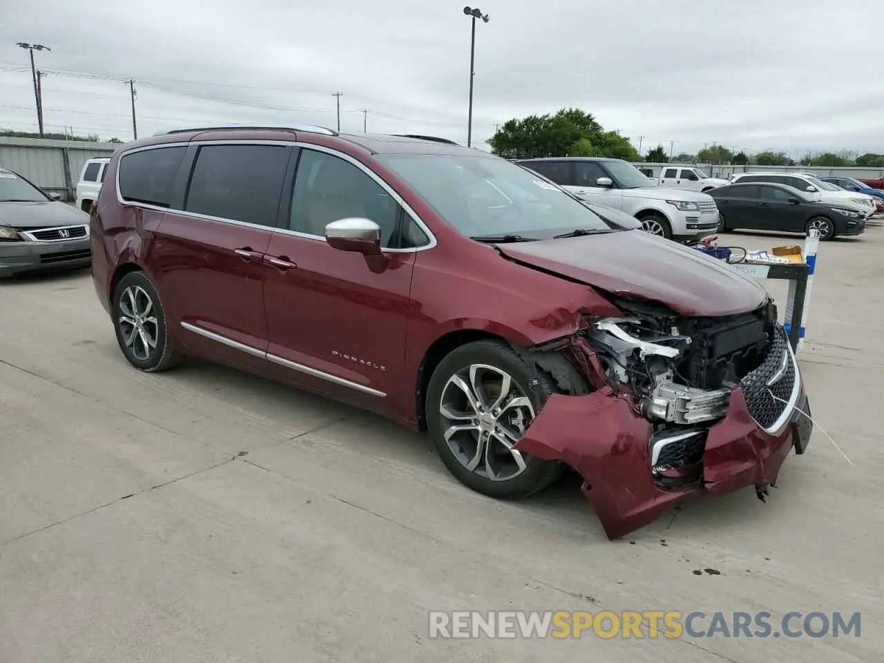 4 Photograph of a damaged car 2C4RC1PG0NR173358 CHRYSLER PACIFICA 2022