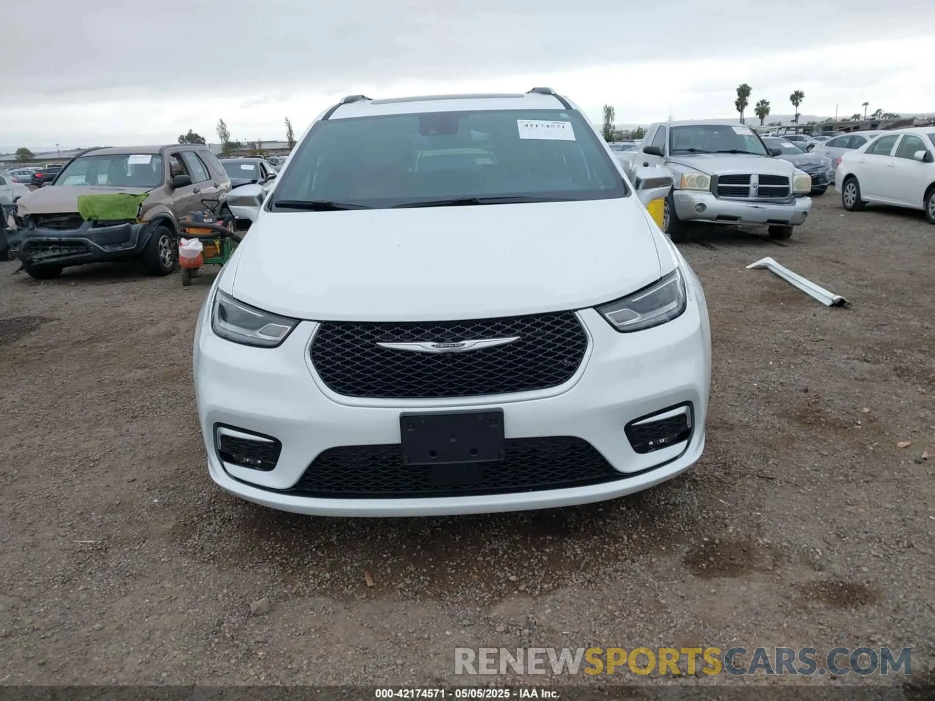13 Фотография поврежденного автомобиля 2C4RC1PG9NR139791 CHRYSLER PACIFICA 2022