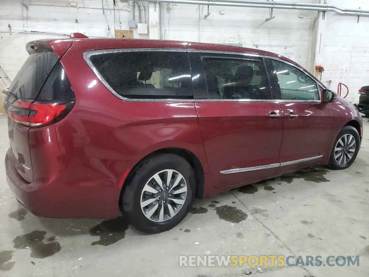3 Photograph of a damaged car 2C4RC1S70NR183573 CHRYSLER PACIFICA 2022