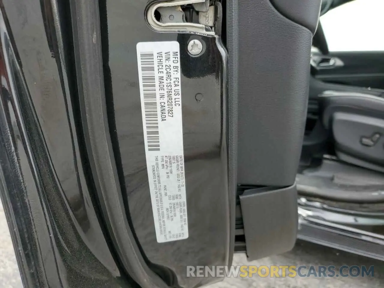 13 Photograph of a damaged car 2C4RC1S76NR207827 CHRYSLER PACIFICA 2022