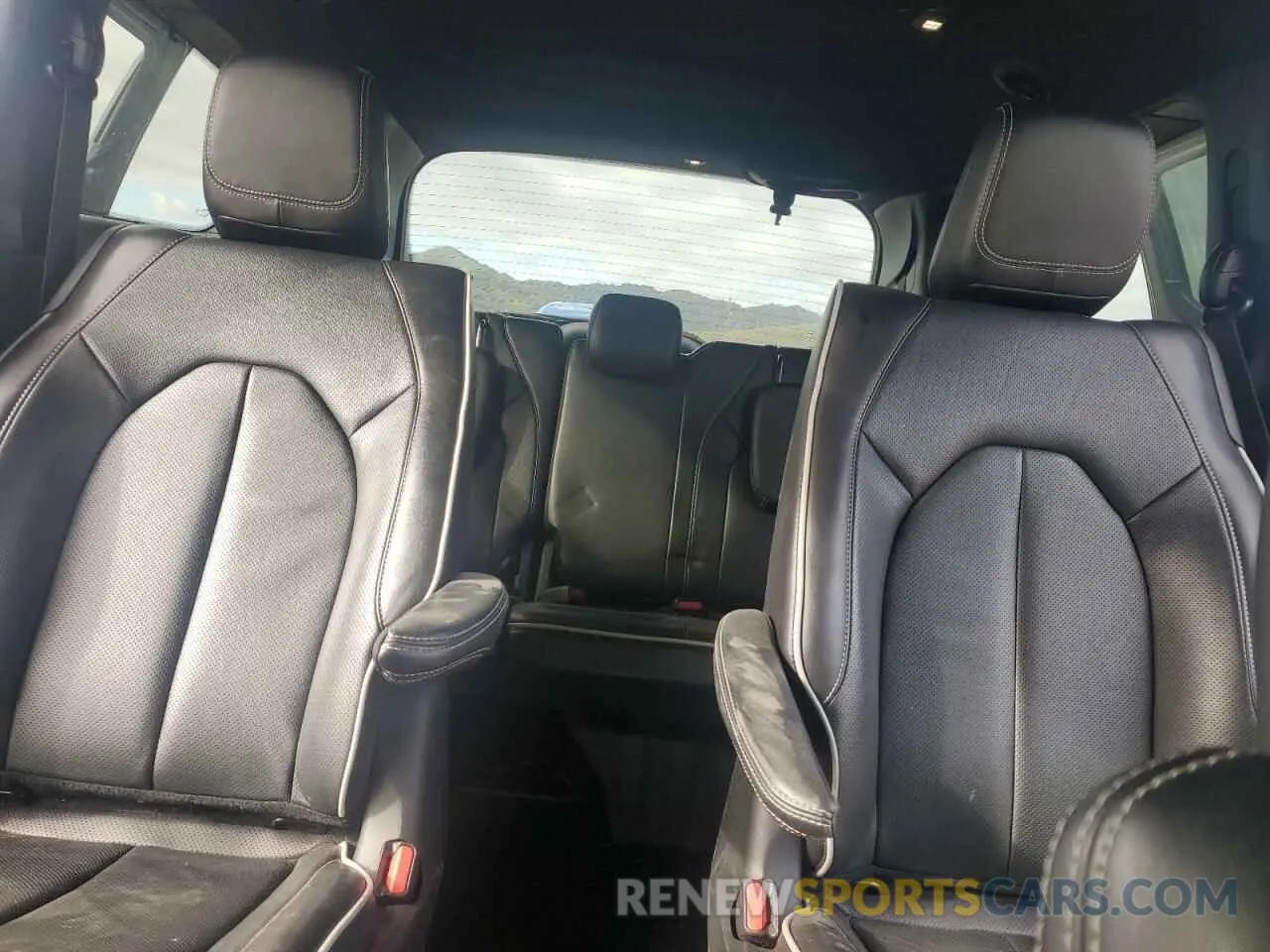10 Фотография поврежденного автомобиля 2C4RC1S77NR208193 CHRYSLER PACIFICA 2022
