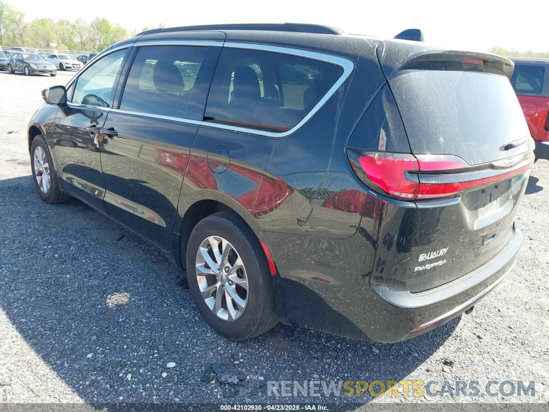 3 Фотография поврежденного автомобиля 2C4RC3BG8NR228030 CHRYSLER PACIFICA 2022