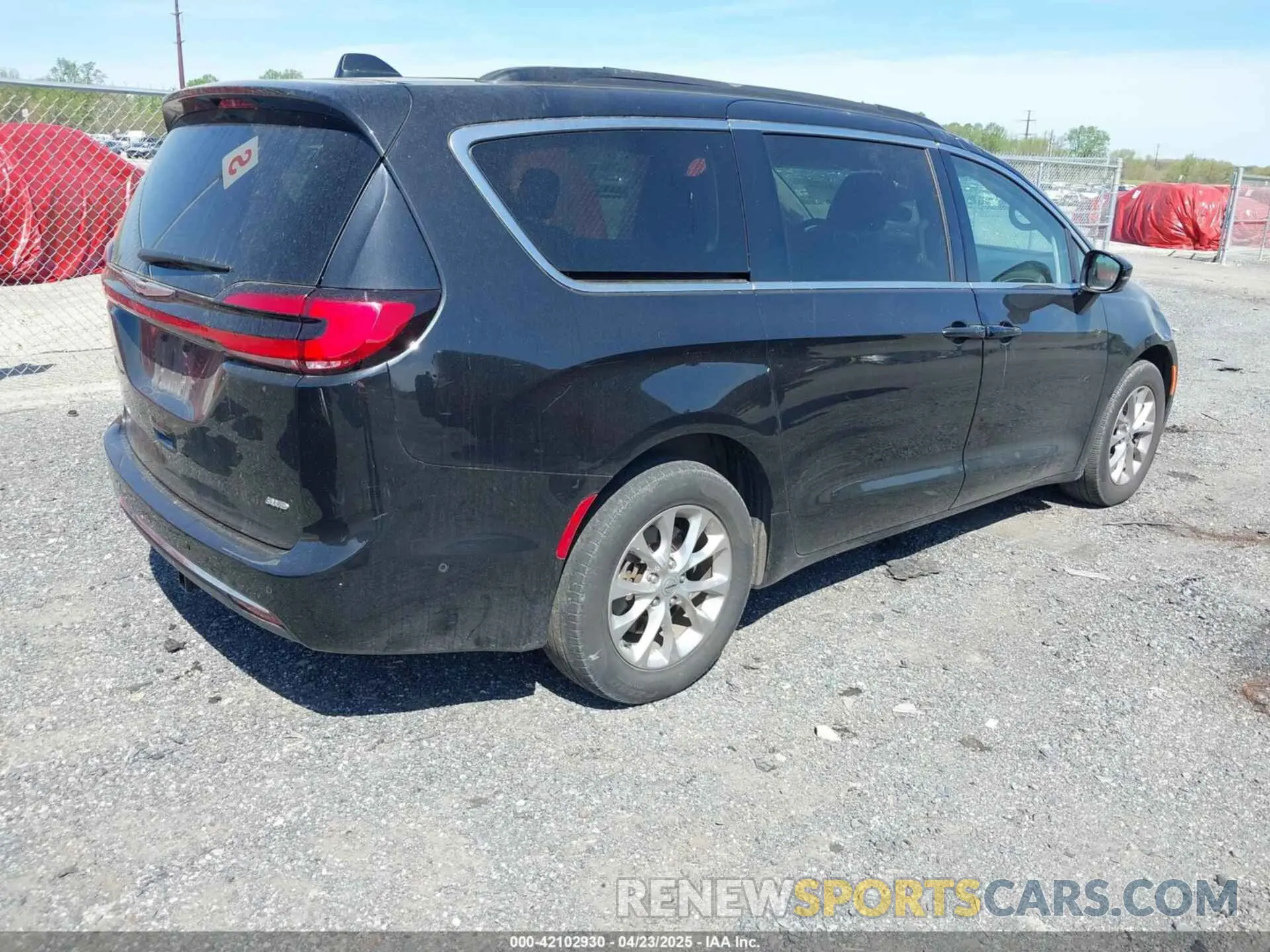 4 Фотография поврежденного автомобиля 2C4RC3BG8NR228030 CHRYSLER PACIFICA 2022