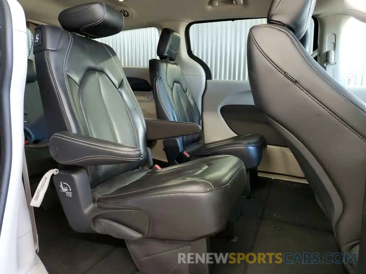 11 Фотография поврежденного автомобиля 2C4RC1BG0PR514641 CHRYSLER PACIFICA 2023