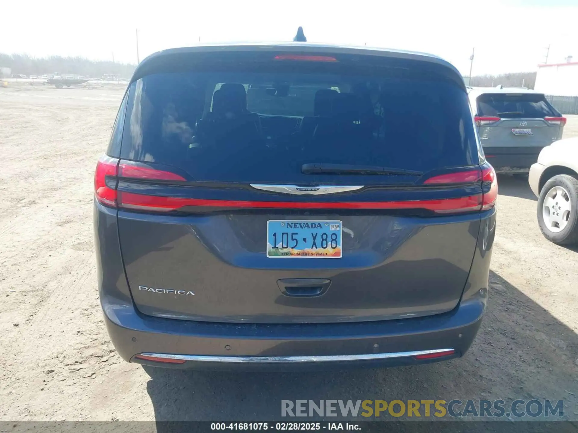 16 Фотография поврежденного автомобиля 2C4RC1BG0PR582065 CHRYSLER PACIFICA 2023