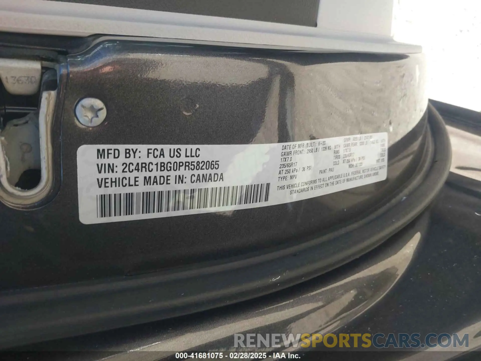 9 Фотография поврежденного автомобиля 2C4RC1BG0PR582065 CHRYSLER PACIFICA 2023