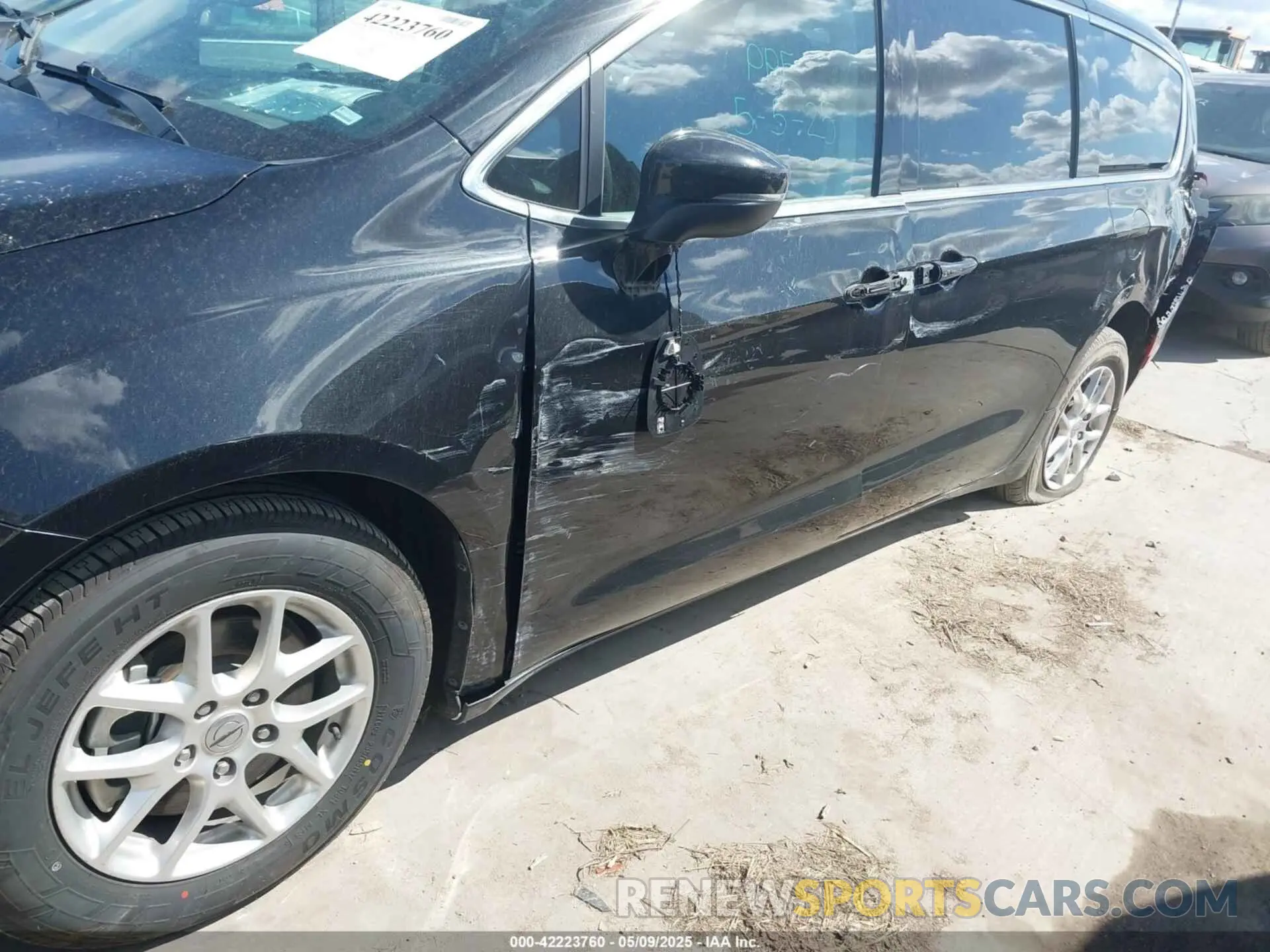 6 Фотография поврежденного автомобиля 2C4RC1BG0PR586391 CHRYSLER PACIFICA 2023