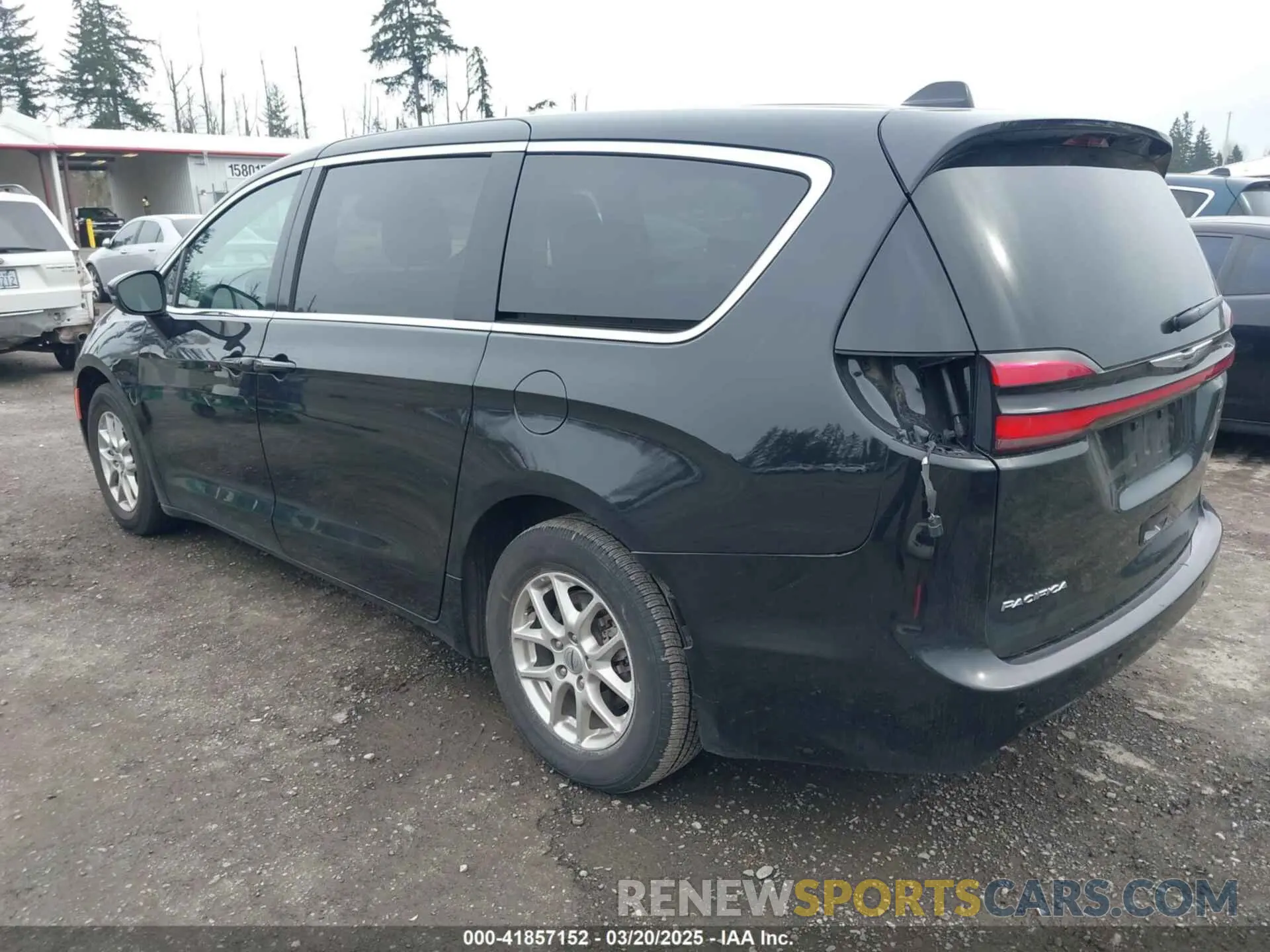 3 Photograph of a damaged car 2C4RC1BG0PR625237 CHRYSLER PACIFICA 2023