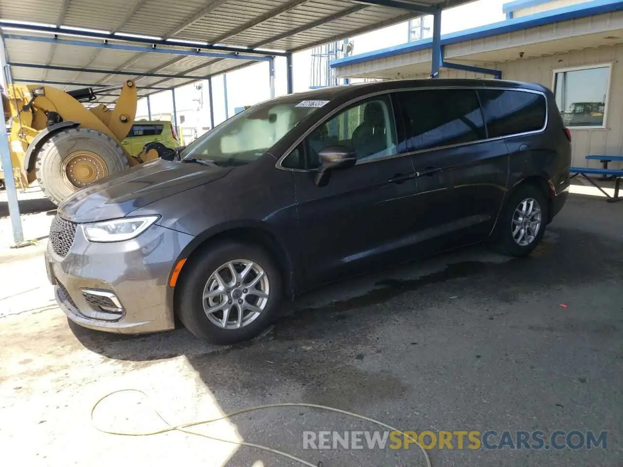 1 Фотография поврежденного автомобиля 2C4RC1BG1PR529200 CHRYSLER PACIFICA 2023