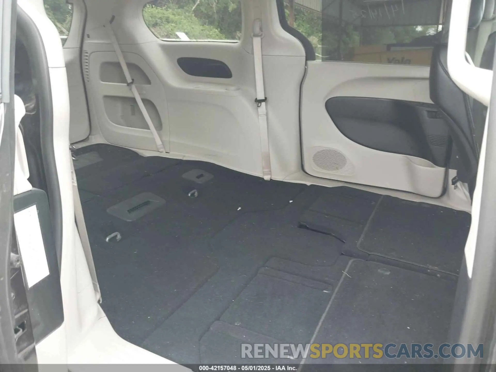8 Фотография поврежденного автомобиля 2C4RC1BG1PR547261 CHRYSLER PACIFICA 2023