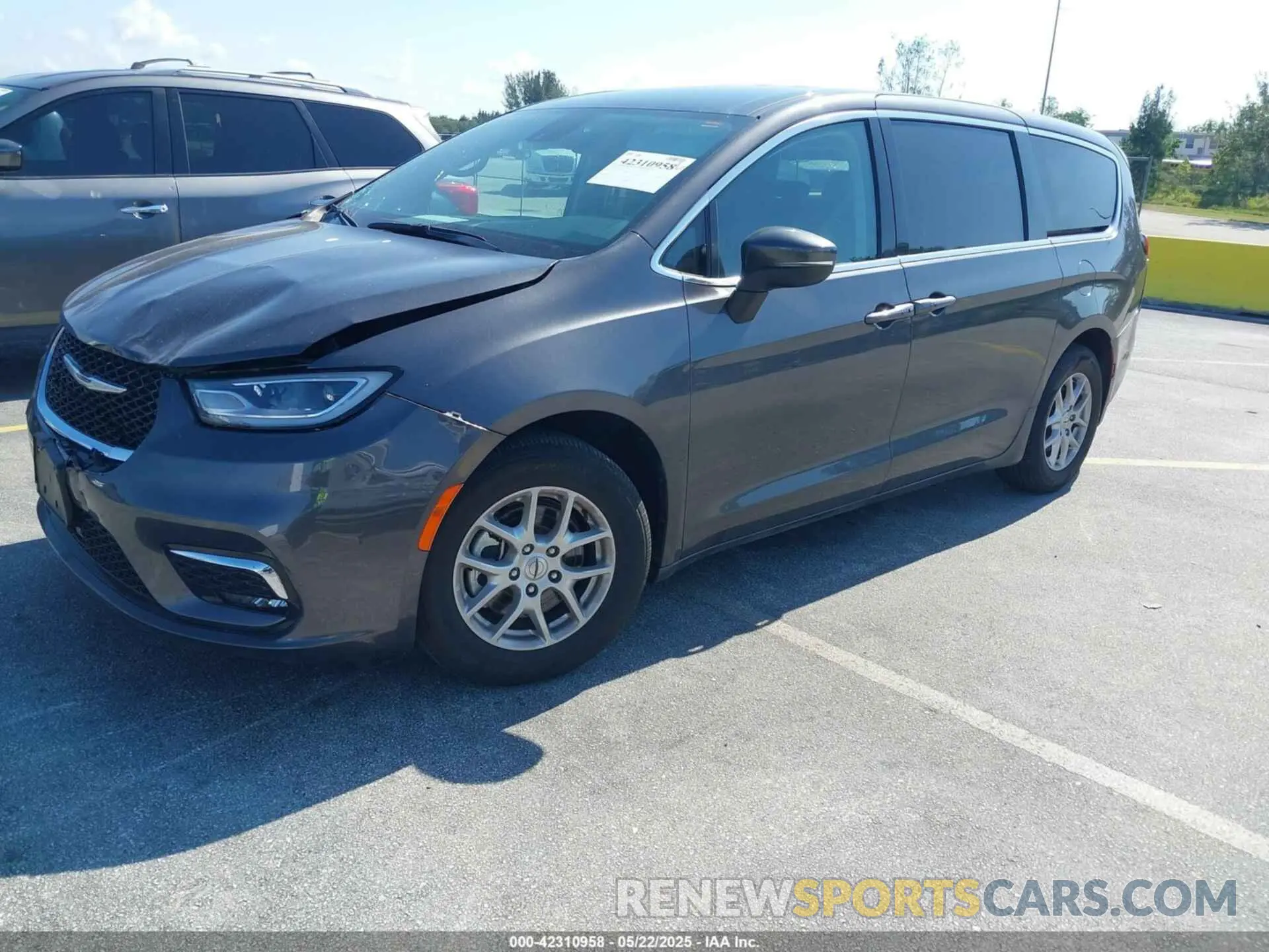 2 Фотография поврежденного автомобиля 2C4RC1BG1PR587193 CHRYSLER PACIFICA 2023