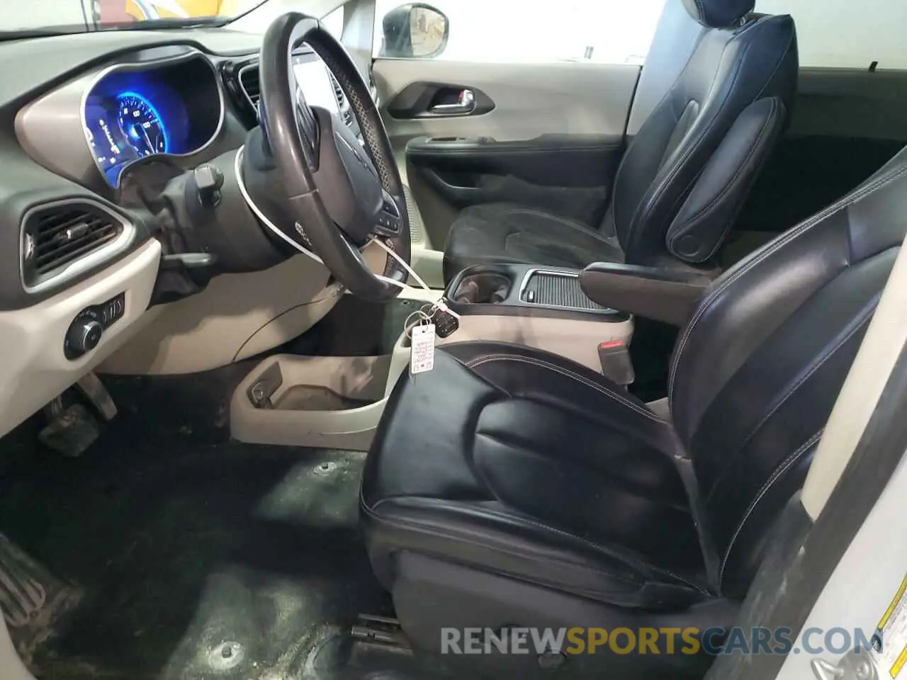 7 Photograph of a damaged car 2C4RC1BG2PR533384 CHRYSLER PACIFICA 2023