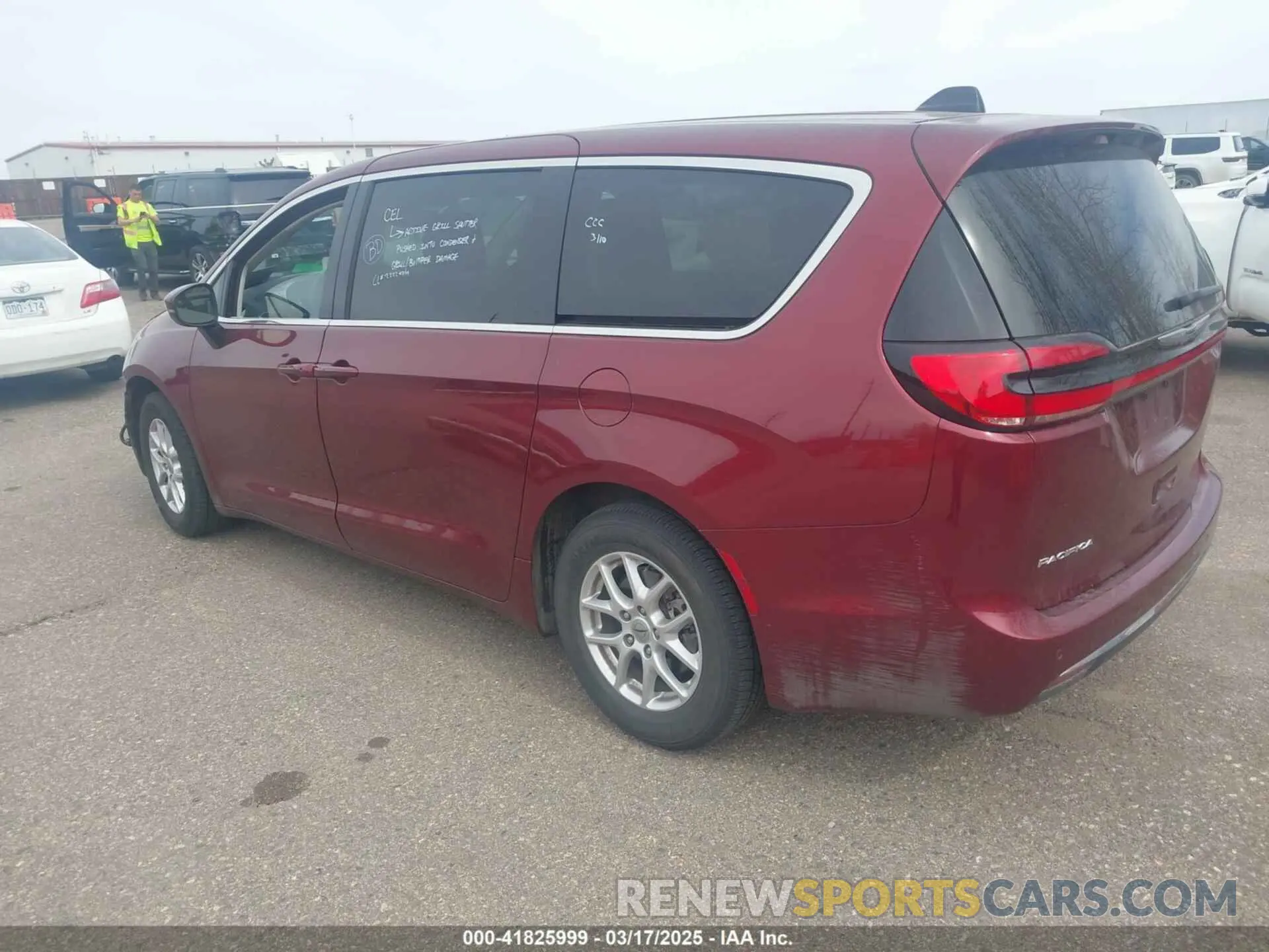 3 Фотография поврежденного автомобиля 2C4RC1BG2PR566692 CHRYSLER PACIFICA 2023