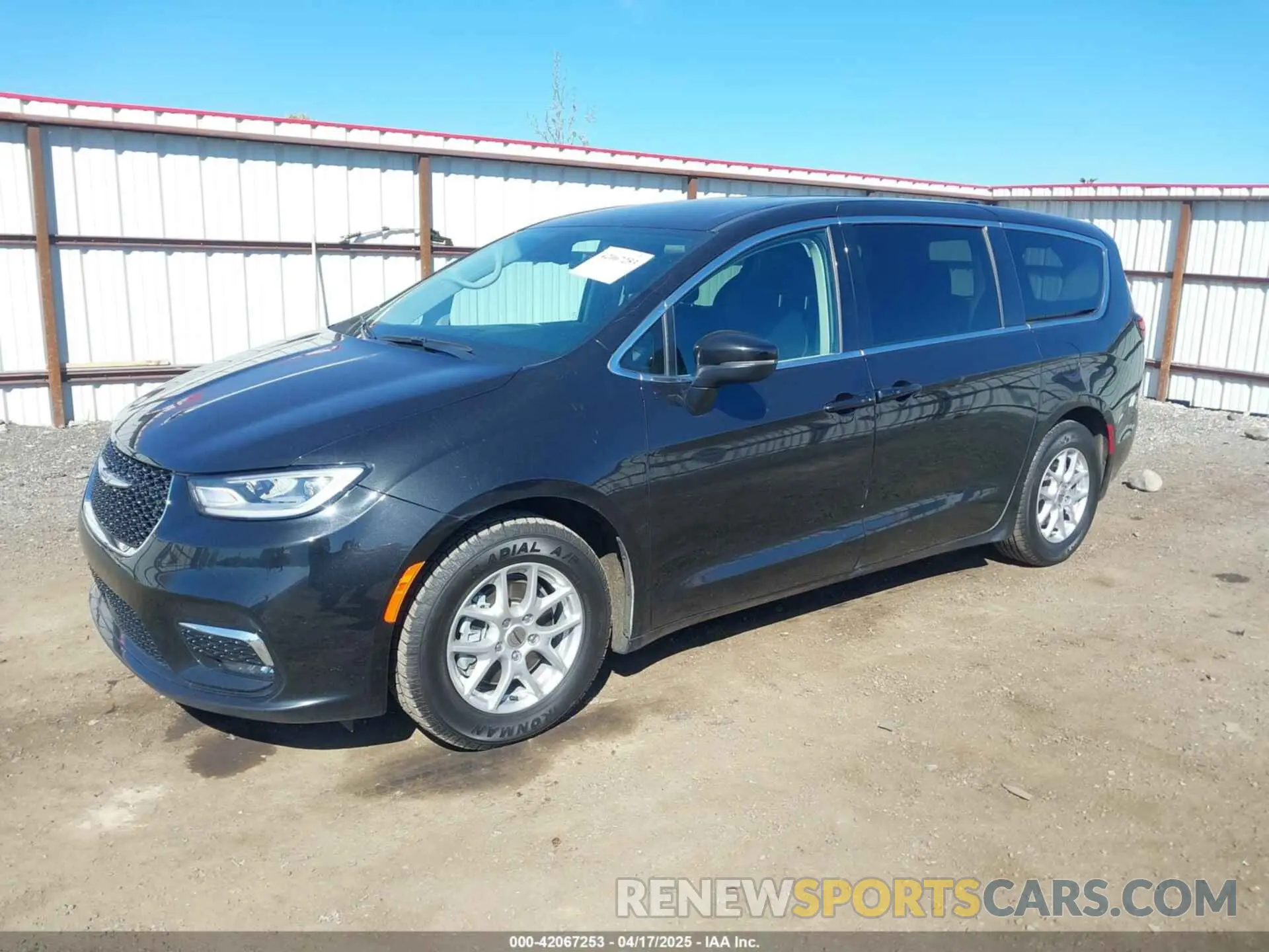 2 Фотография поврежденного автомобиля 2C4RC1BG3PR533863 CHRYSLER PACIFICA 2023