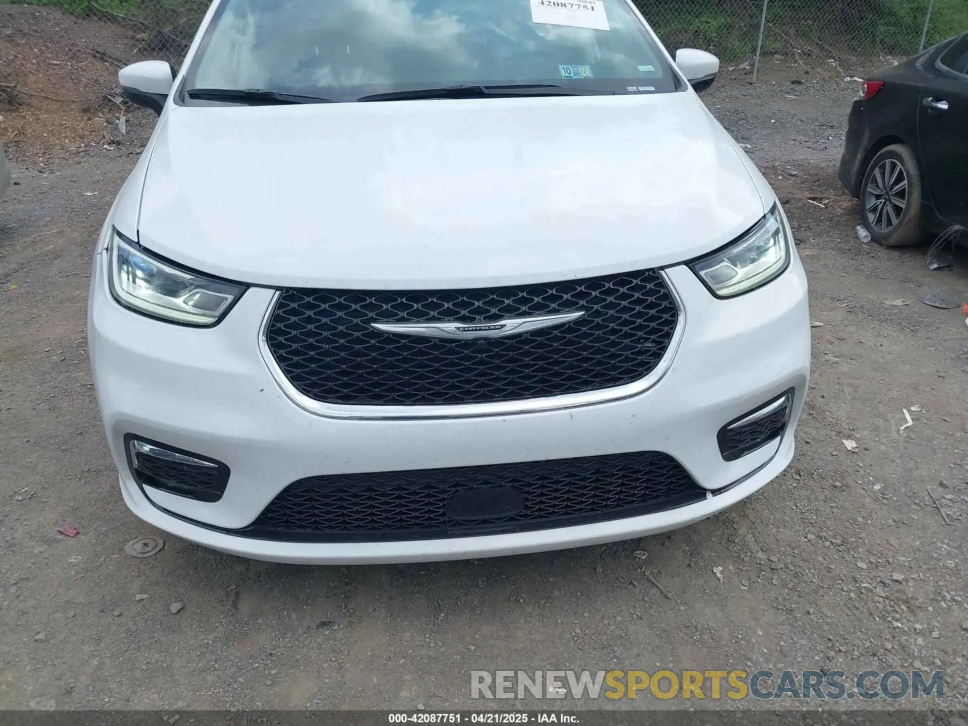 12 Фотография поврежденного автомобиля 2C4RC1BG3PR578057 CHRYSLER PACIFICA 2023