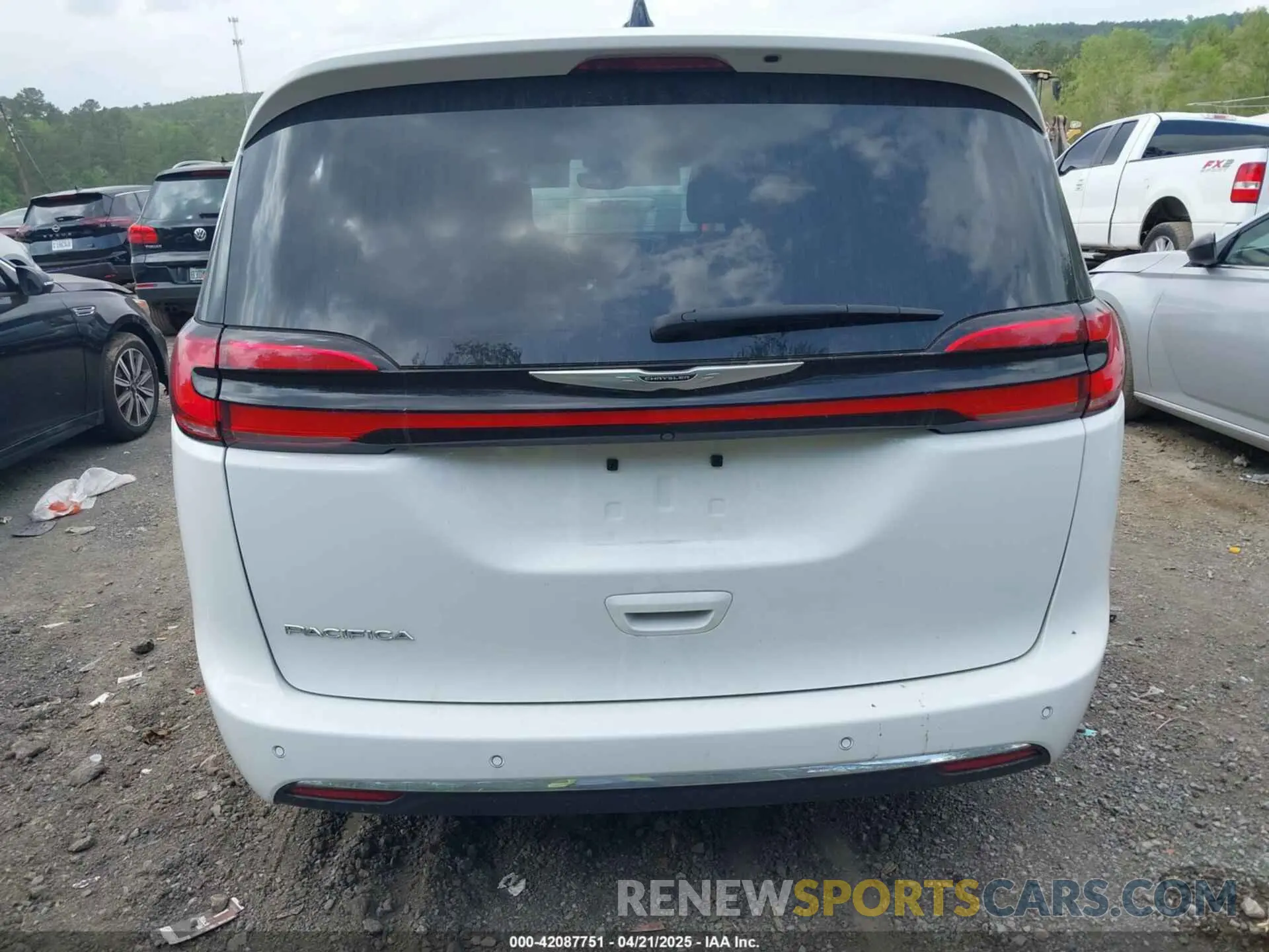 16 Фотография поврежденного автомобиля 2C4RC1BG3PR578057 CHRYSLER PACIFICA 2023