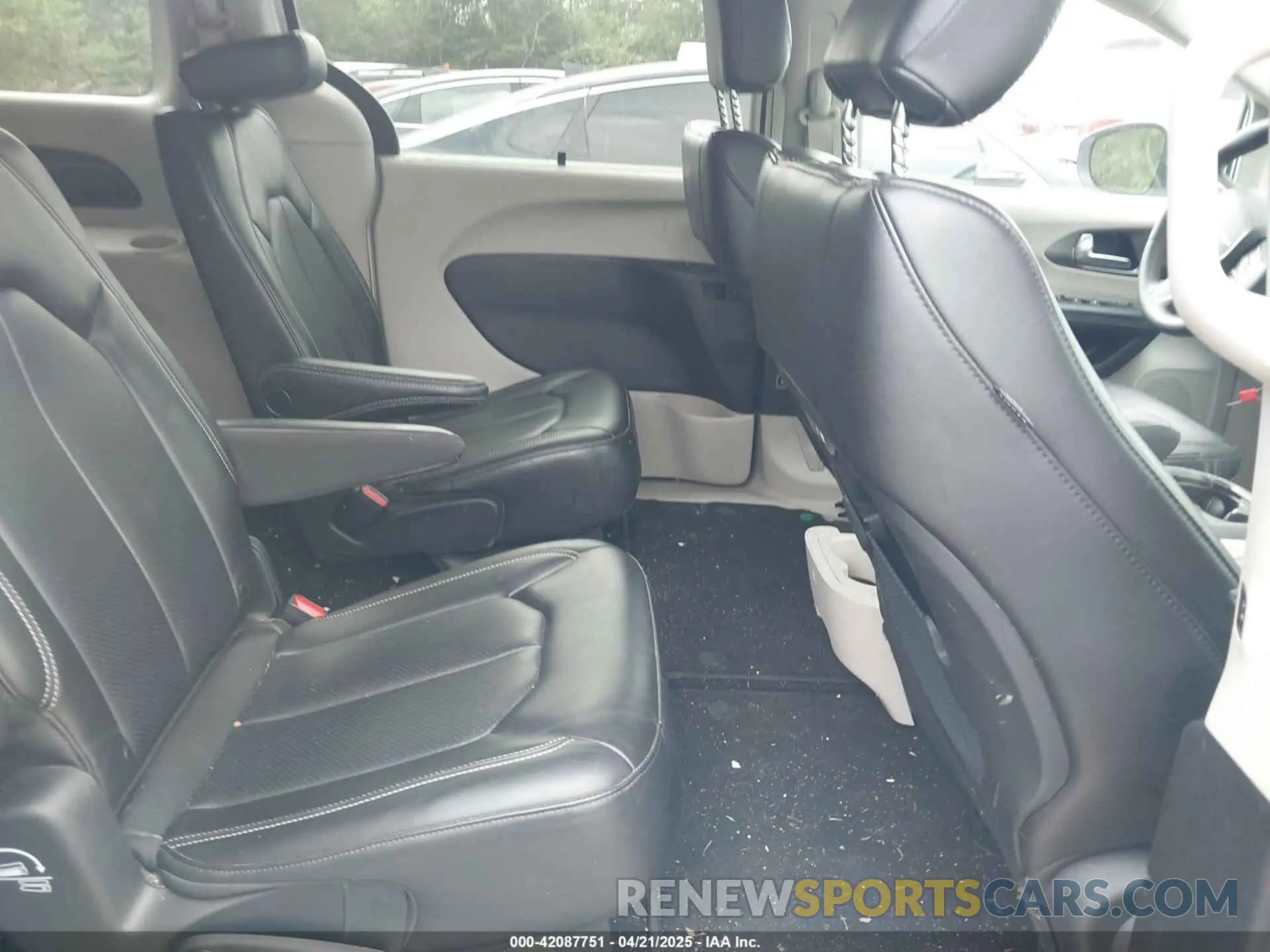 8 Фотография поврежденного автомобиля 2C4RC1BG3PR578057 CHRYSLER PACIFICA 2023