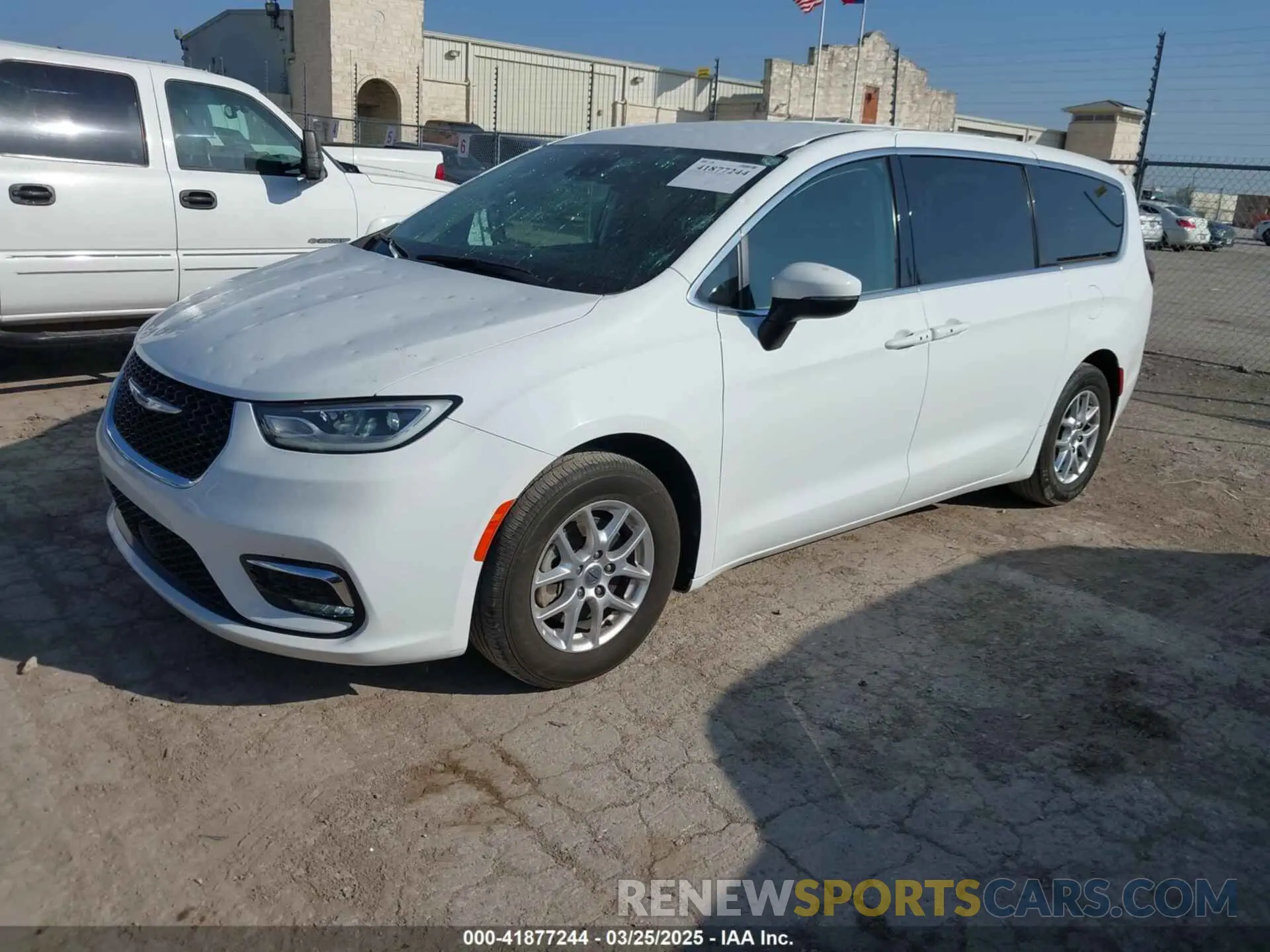 2 Фотография поврежденного автомобиля 2C4RC1BG3PR587146 CHRYSLER PACIFICA 2023