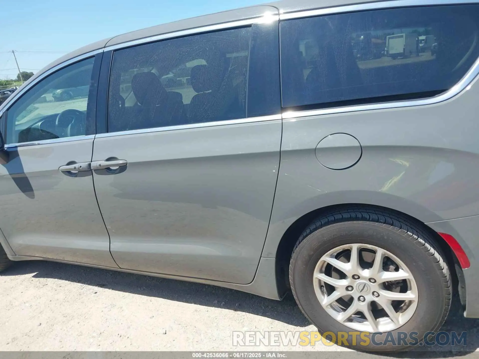 14 Фотография поврежденного автомобиля 2C4RC1BG3PR597465 CHRYSLER PACIFICA 2023