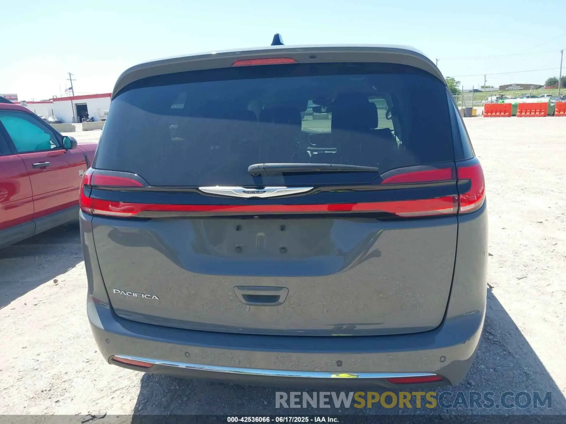 16 Фотография поврежденного автомобиля 2C4RC1BG3PR597465 CHRYSLER PACIFICA 2023