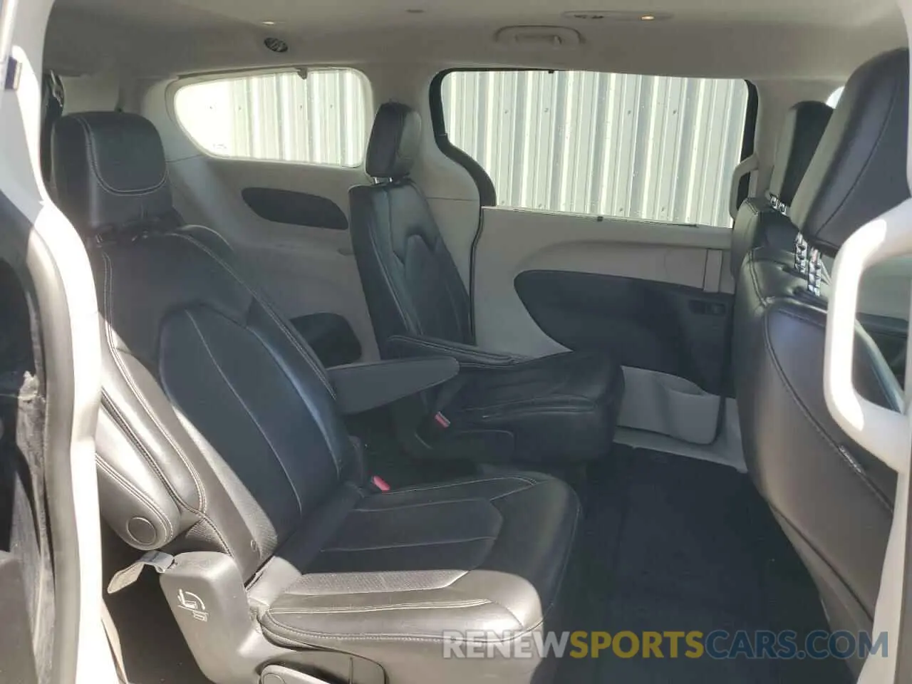 11 Фотография поврежденного автомобиля 2C4RC1BG4PR574258 CHRYSLER PACIFICA 2023