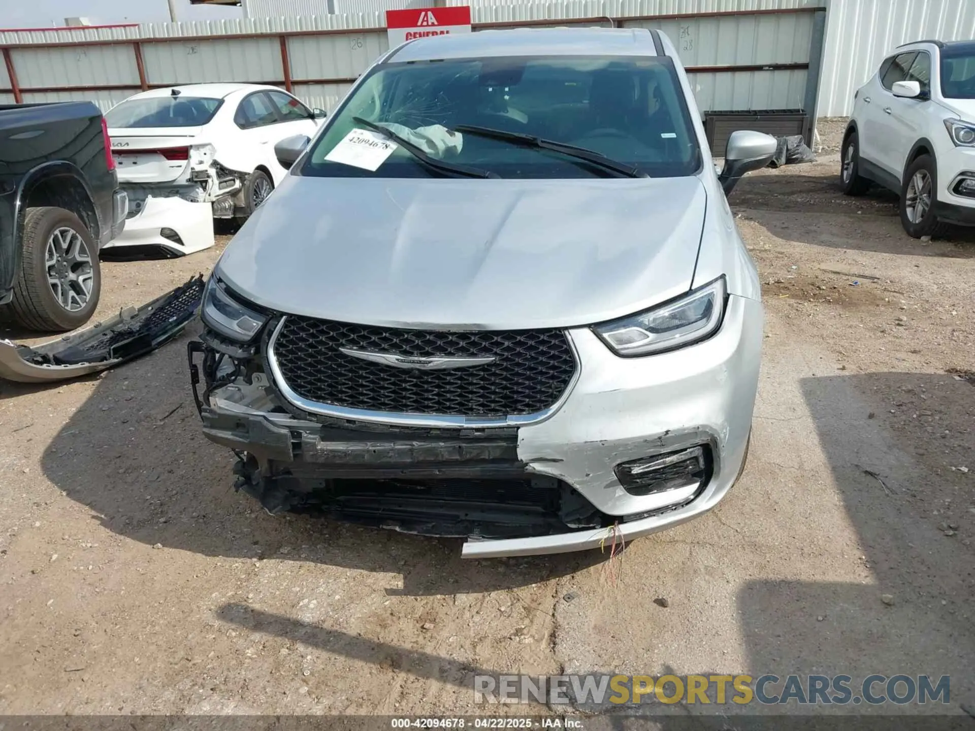 13 Фотография поврежденного автомобиля 2C4RC1BG4PR594204 CHRYSLER PACIFICA 2023