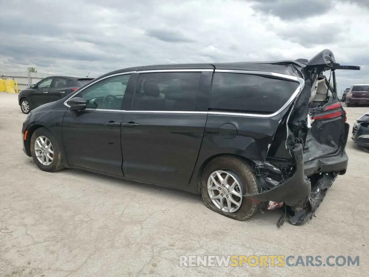 2 Photograph of a damaged car 2C4RC1BG4PR621126 CHRYSLER PACIFICA 2023