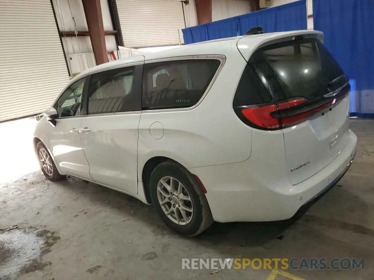 2 Photograph of a damaged car 2C4RC1BG5PR571353 CHRYSLER PACIFICA 2023