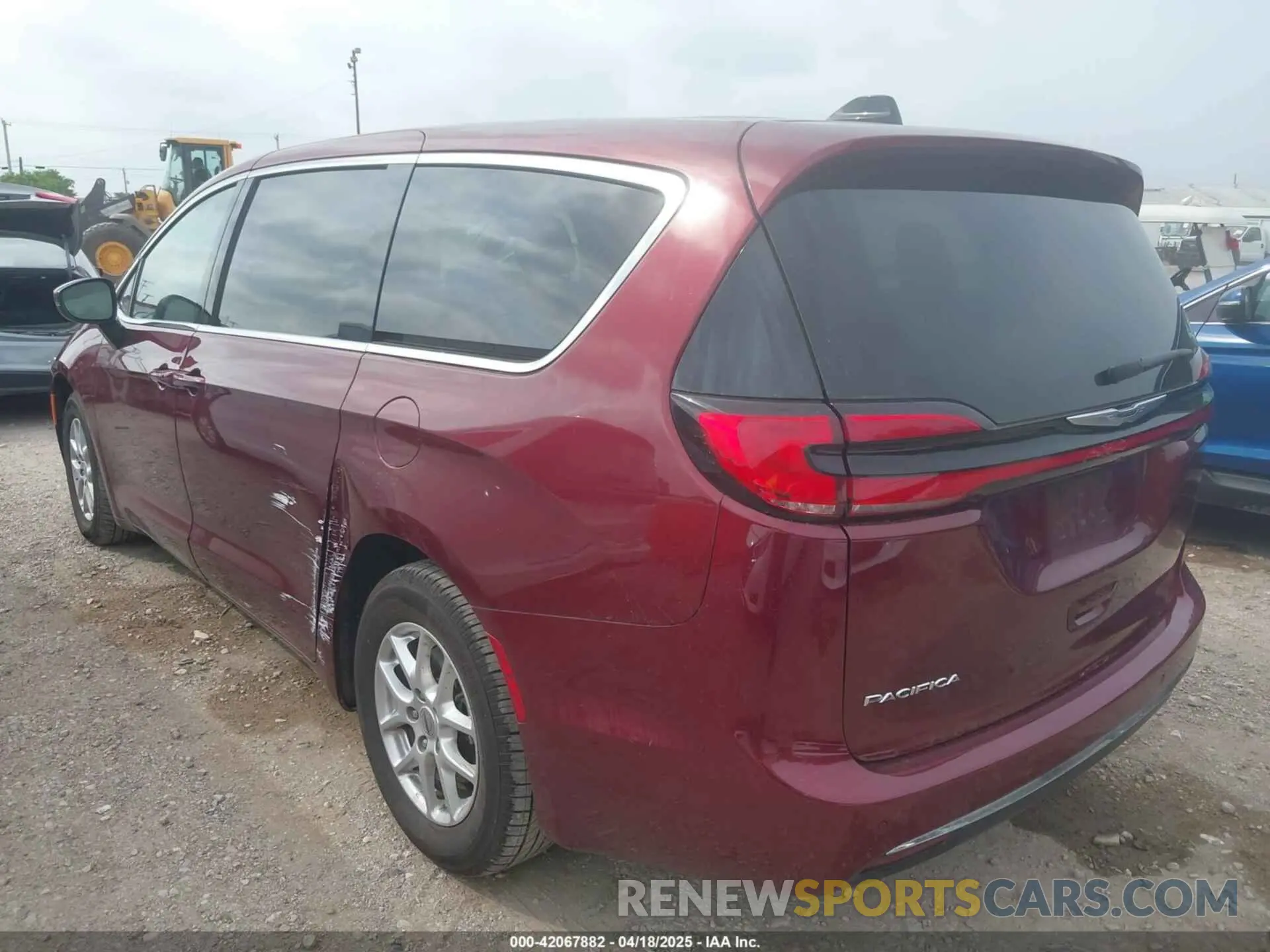 3 Photograph of a damaged car 2C4RC1BG5PR578223 CHRYSLER PACIFICA 2023