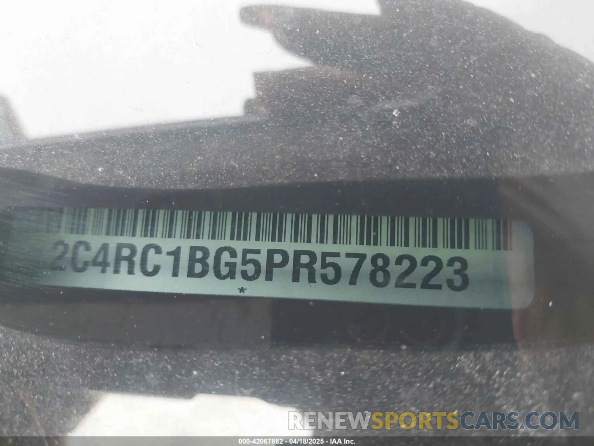 9 Photograph of a damaged car 2C4RC1BG5PR578223 CHRYSLER PACIFICA 2023