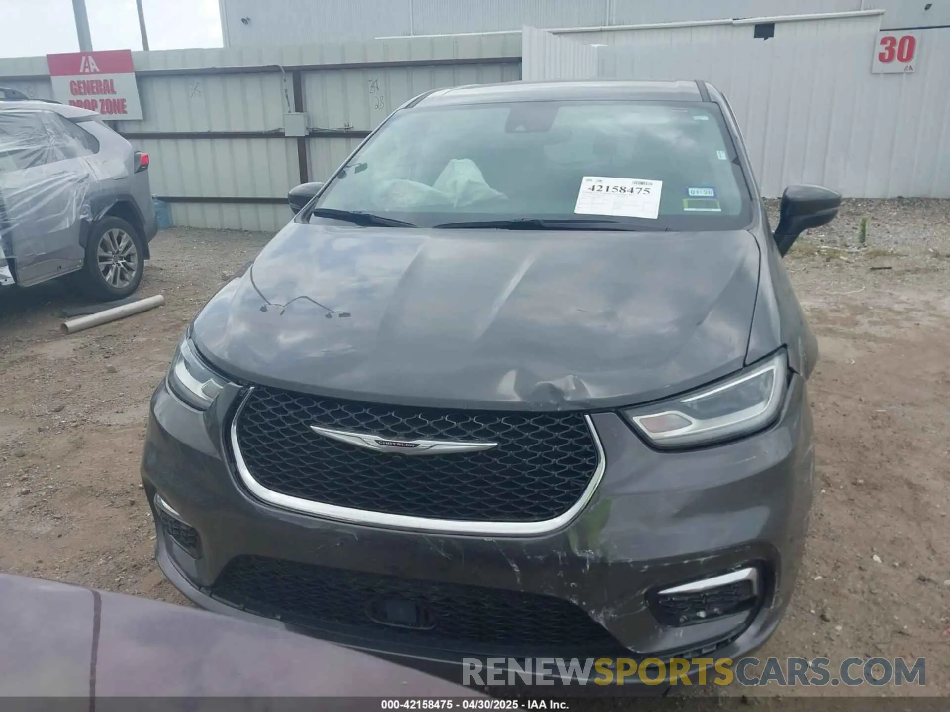 11 Photograph of a damaged car 2C4RC1BG5PR602455 CHRYSLER PACIFICA 2023