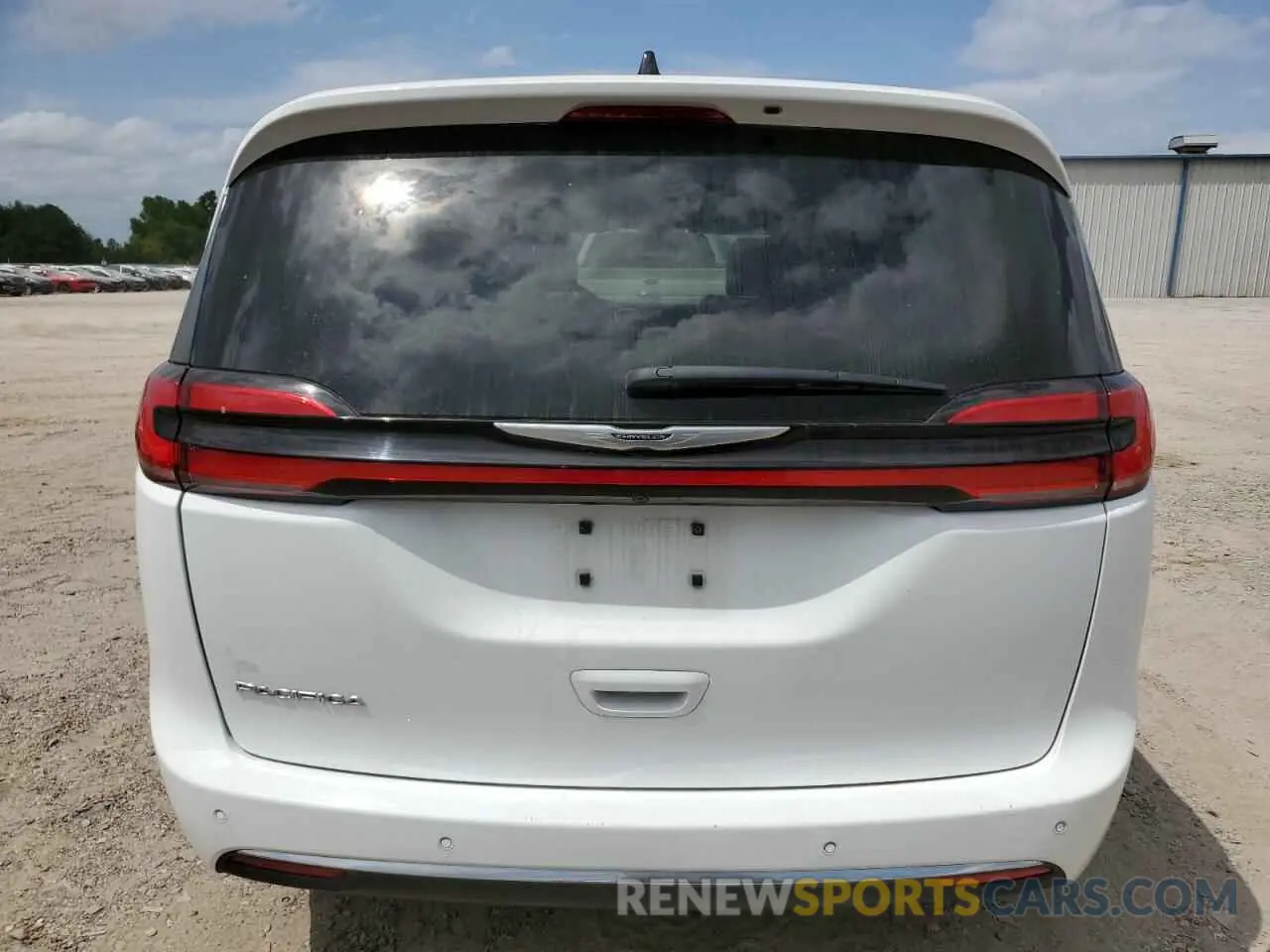 6 Photograph of a damaged car 2C4RC1BG6PR505247 CHRYSLER PACIFICA 2023