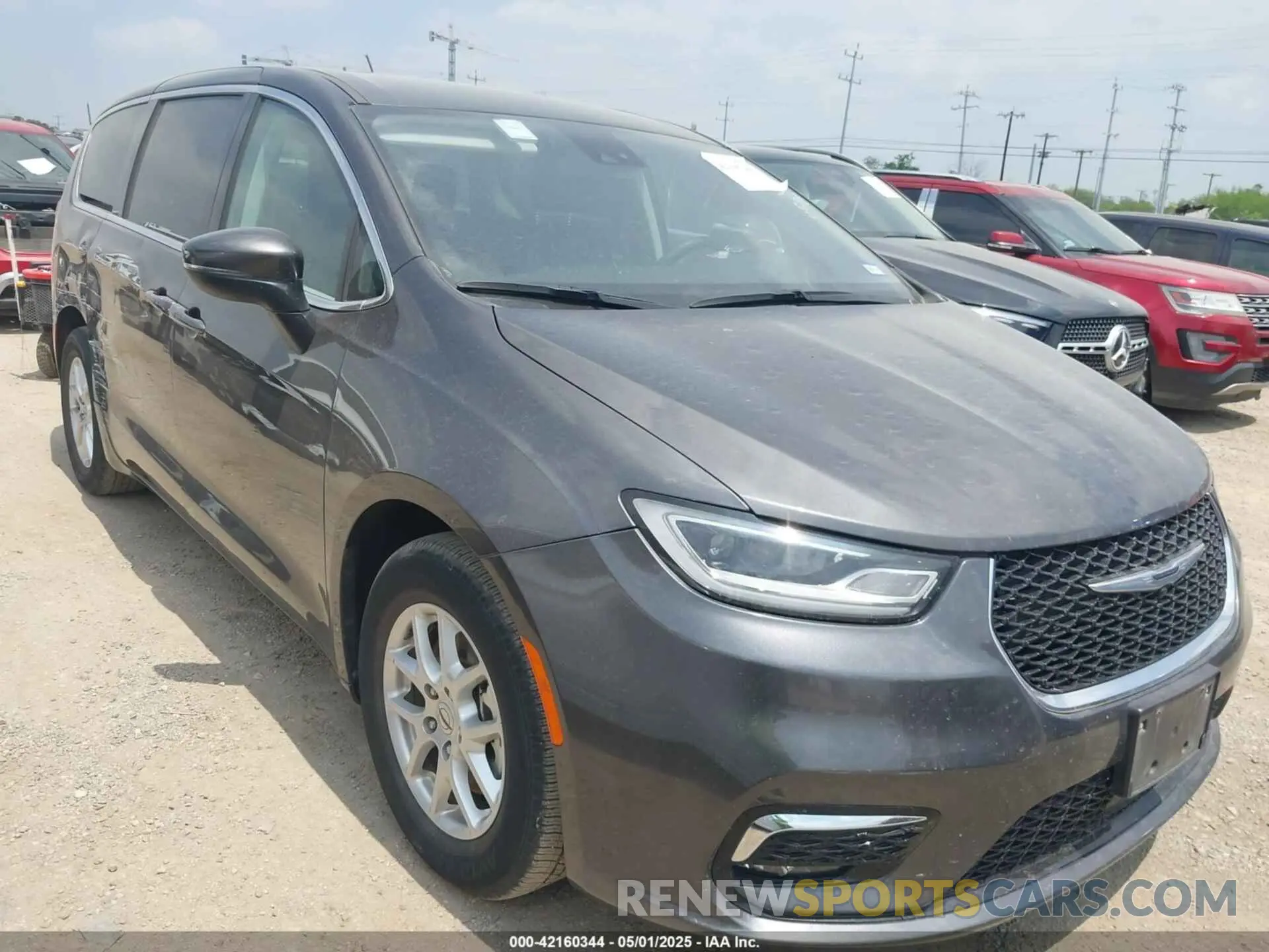 1 Photograph of a damaged car 2C4RC1BG6PR546509 CHRYSLER PACIFICA 2023