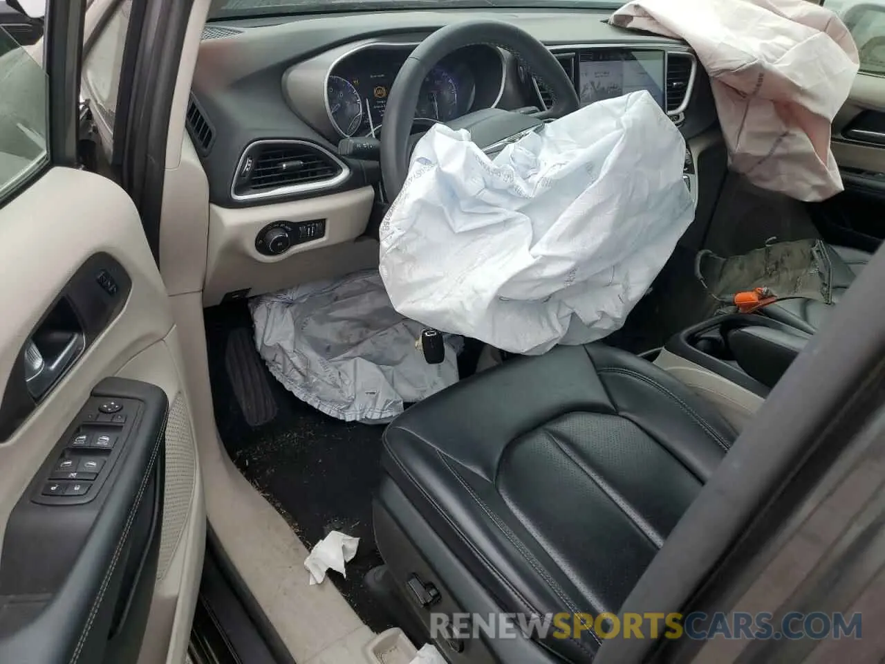 8 Фотография поврежденного автомобиля 2C4RC1BG7PR581897 CHRYSLER PACIFICA 2023
