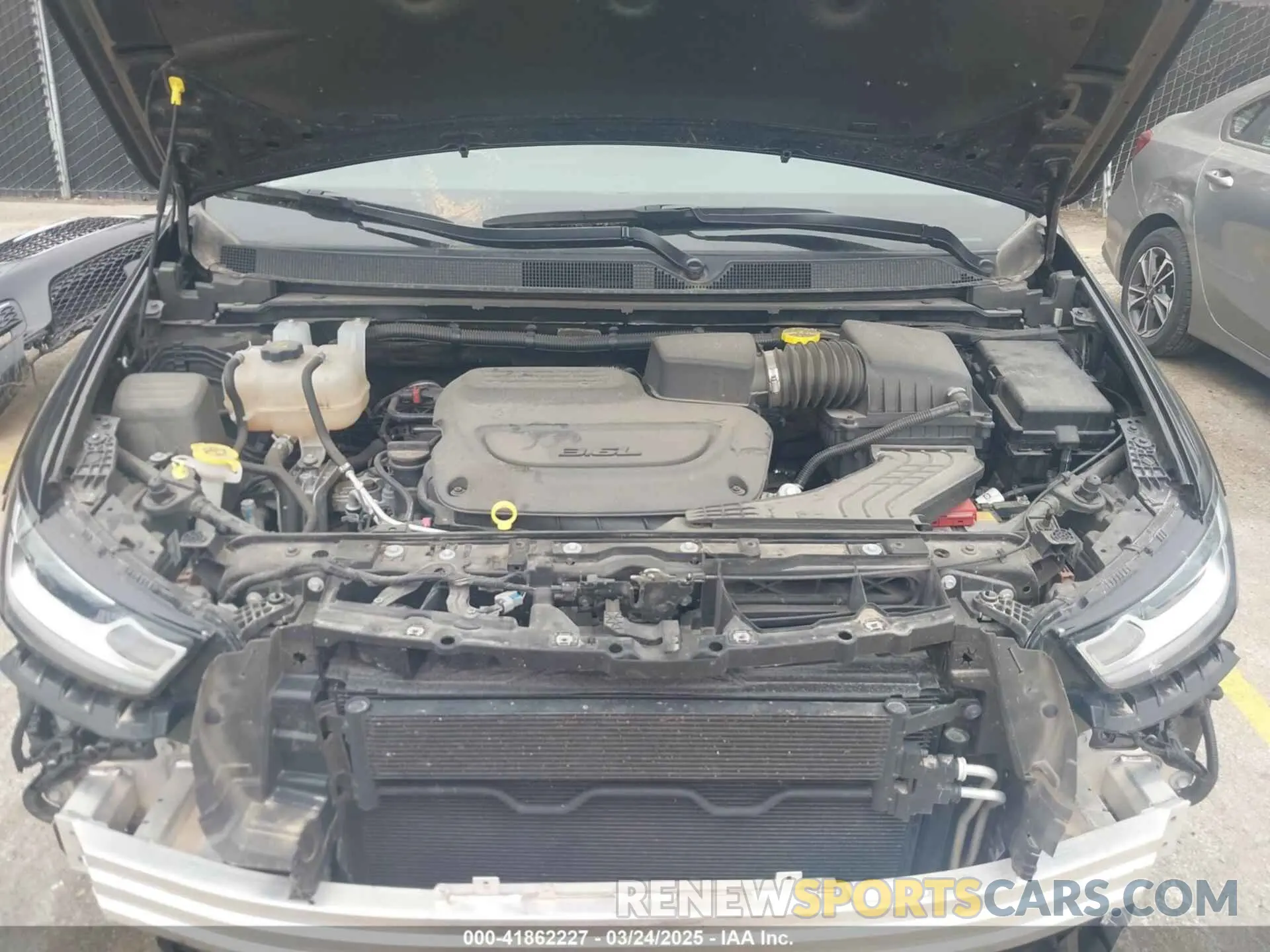 10 Фотография поврежденного автомобиля 2C4RC1BG7PR606538 CHRYSLER PACIFICA 2023