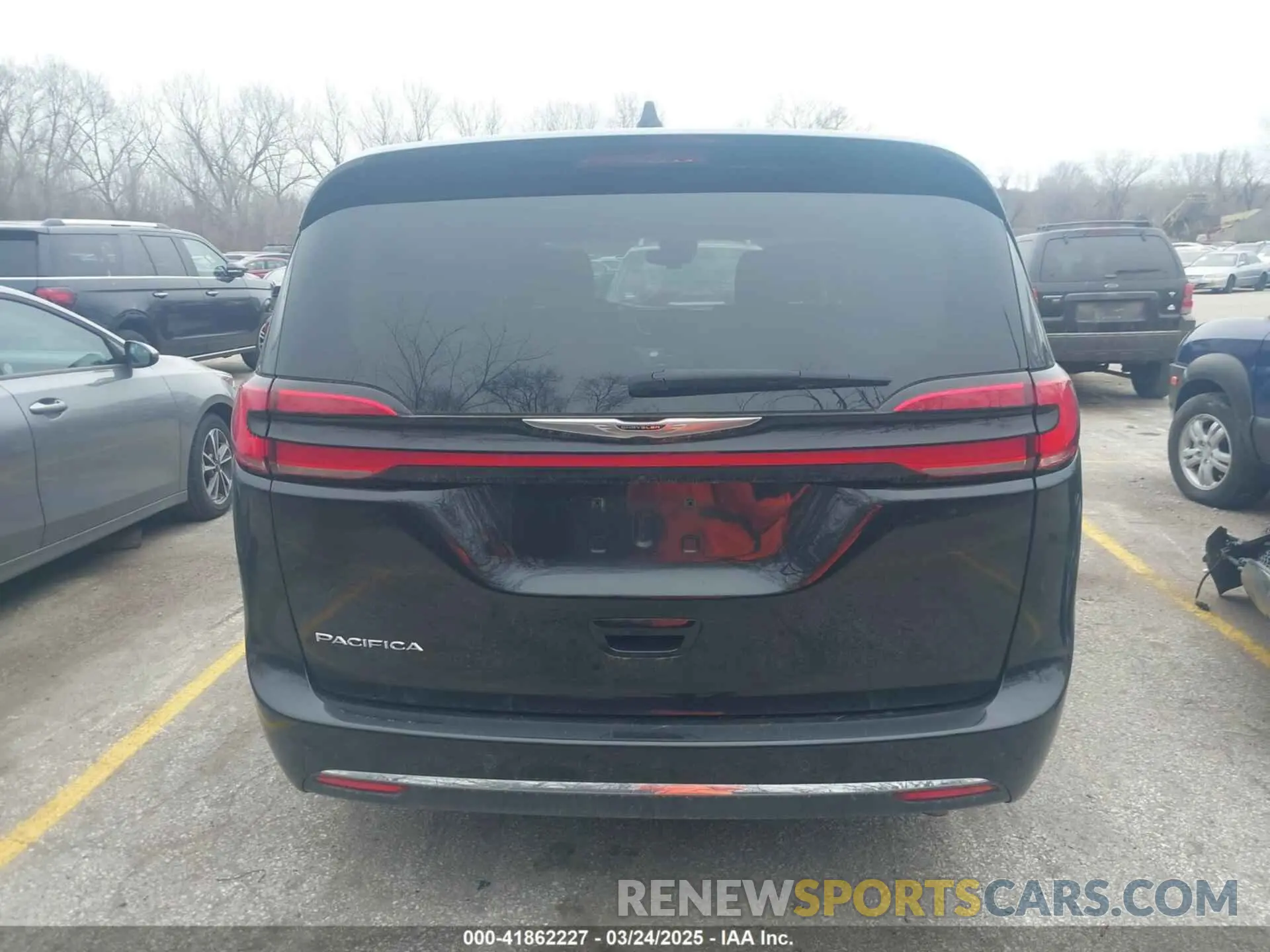 17 Фотография поврежденного автомобиля 2C4RC1BG7PR606538 CHRYSLER PACIFICA 2023