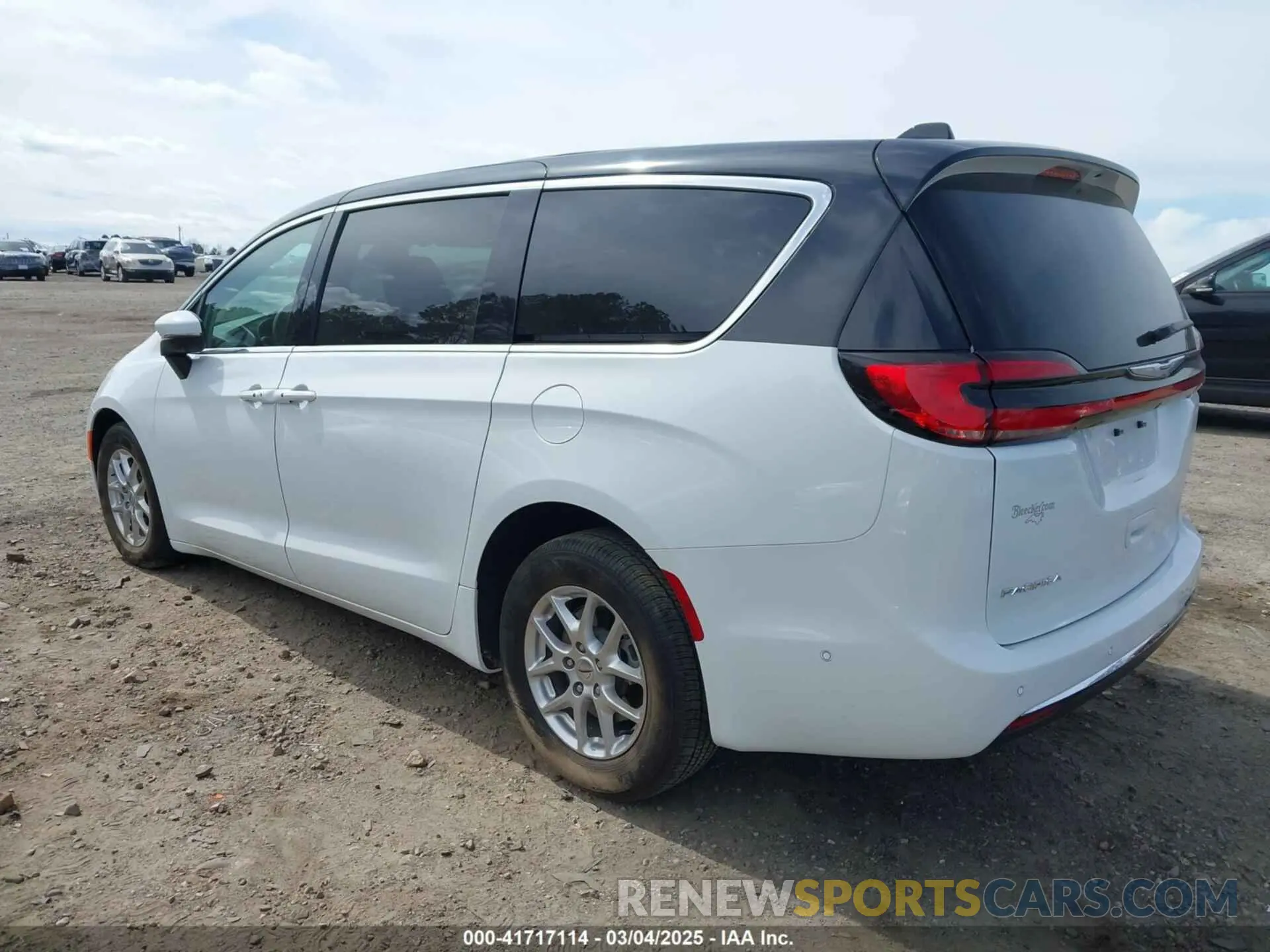 3 Фотография поврежденного автомобиля 2C4RC1BG7PR629530 CHRYSLER PACIFICA 2023