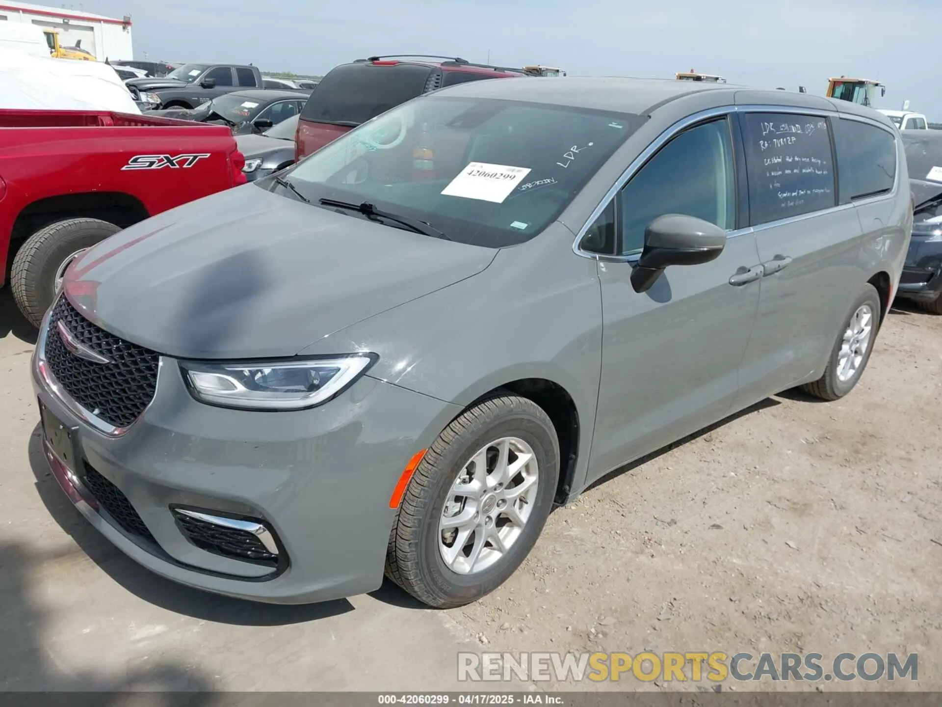 2 Фотография поврежденного автомобиля 2C4RC1BG8PR560718 CHRYSLER PACIFICA 2023
