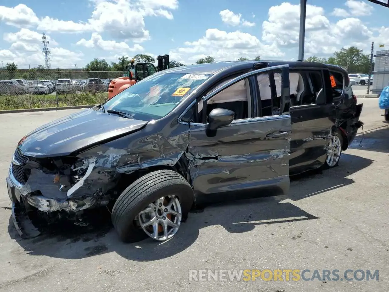 1 Photograph of a damaged car 2C4RC1BG8PR564011 CHRYSLER PACIFICA 2023