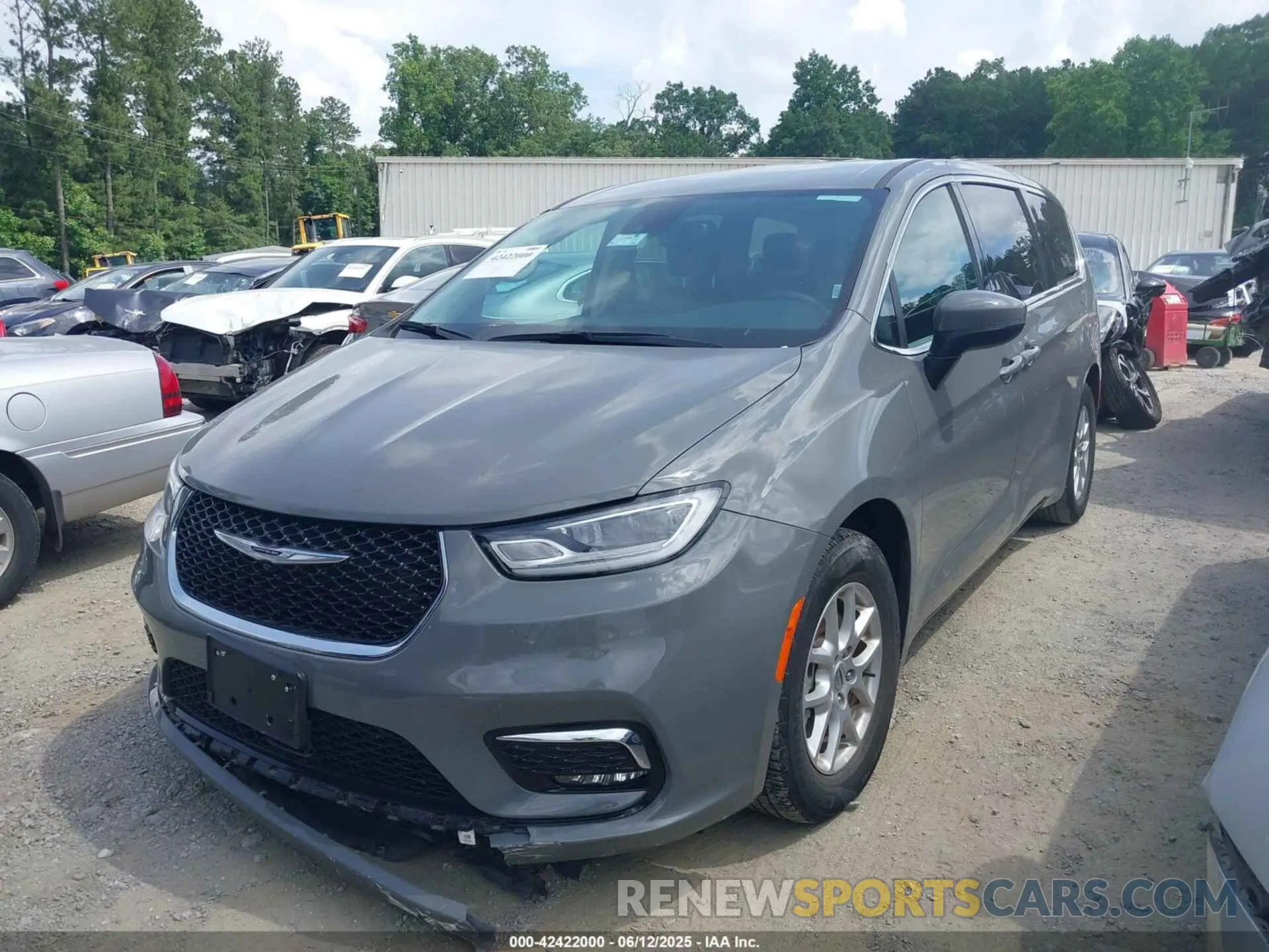 2 Photograph of a damaged car 2C4RC1BG8PR571346 CHRYSLER PACIFICA 2023