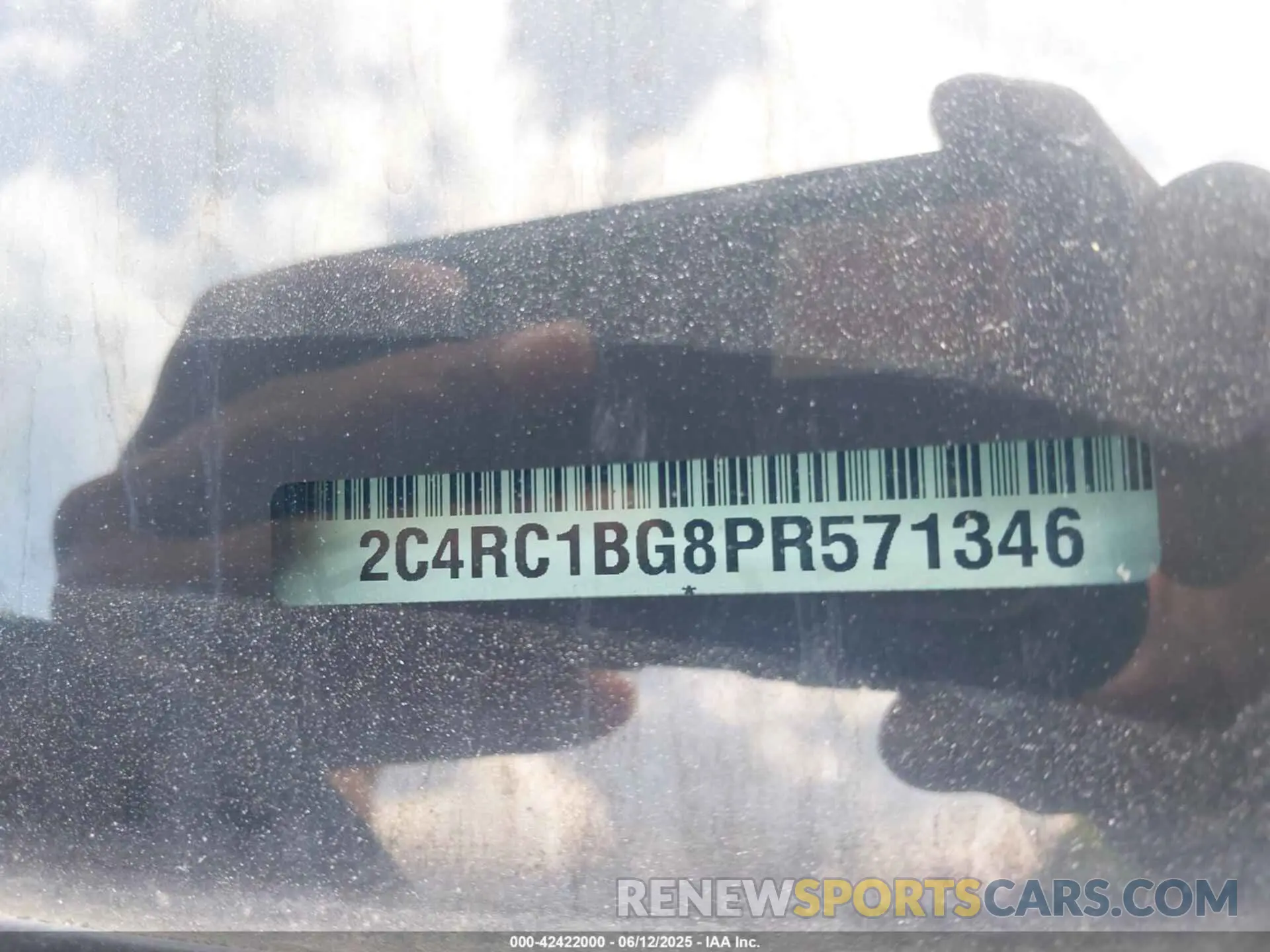 9 Photograph of a damaged car 2C4RC1BG8PR571346 CHRYSLER PACIFICA 2023