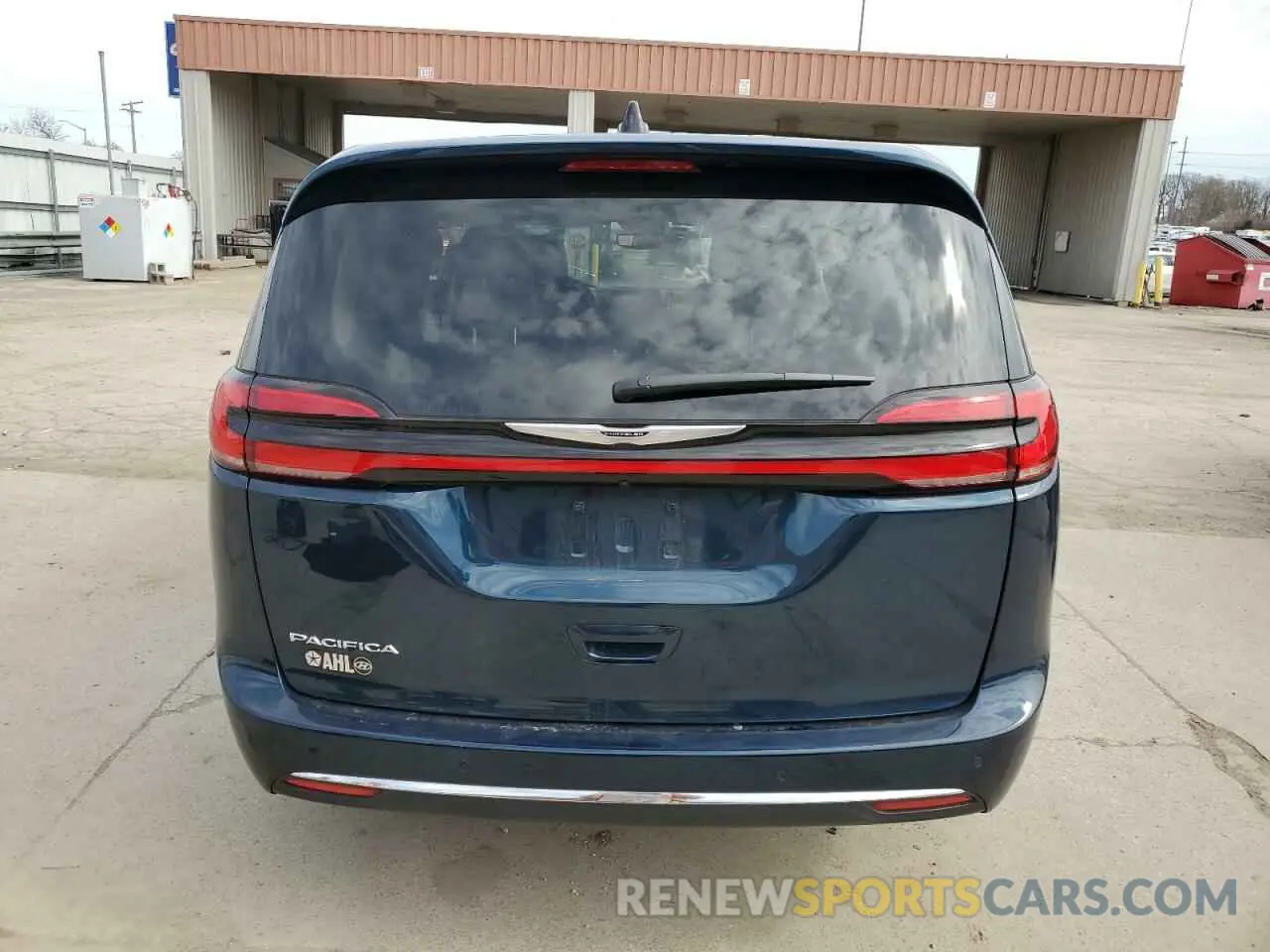 6 Photograph of a damaged car 2C4RC1BG8PR629603 CHRYSLER PACIFICA 2023