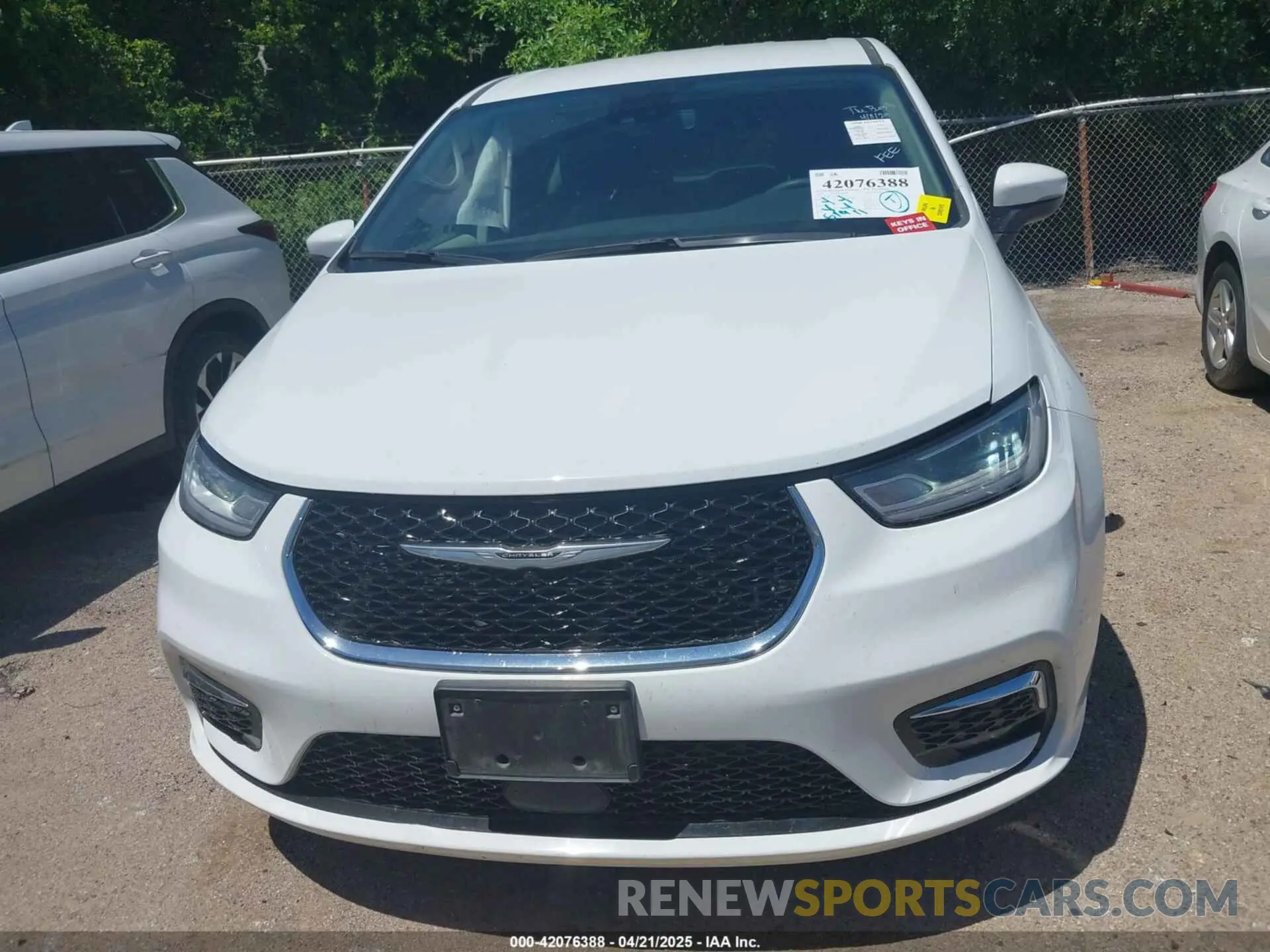 12 Фотография поврежденного автомобиля 2C4RC1BG9PR531325 CHRYSLER PACIFICA 2023