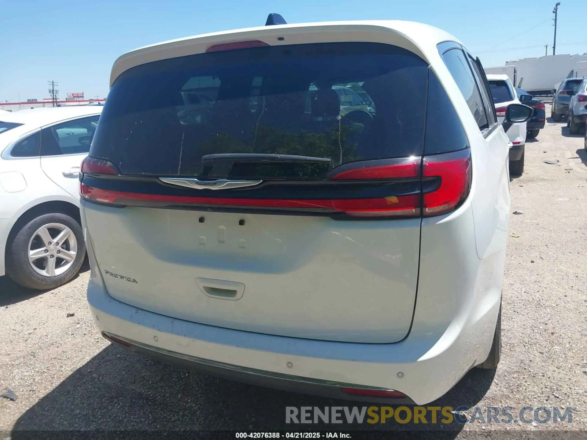 16 Фотография поврежденного автомобиля 2C4RC1BG9PR531325 CHRYSLER PACIFICA 2023