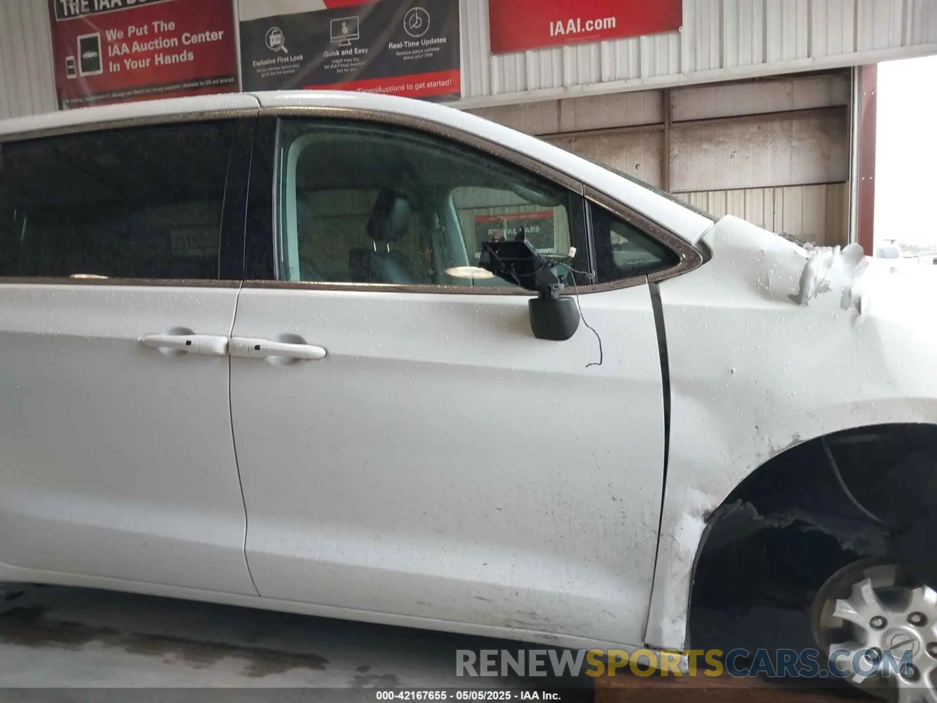 13 Фотография поврежденного автомобиля 2C4RC1BG9PR620991 CHRYSLER PACIFICA 2023